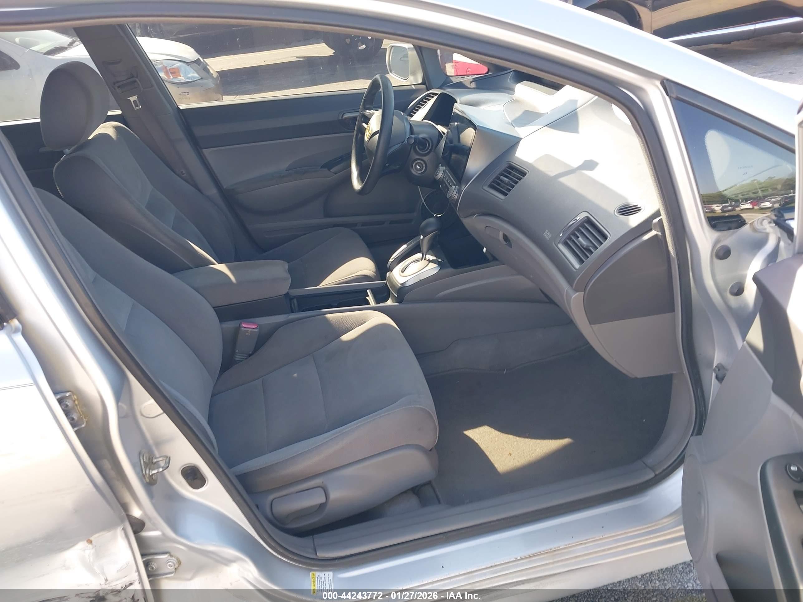 HONDA CIVIC image 5