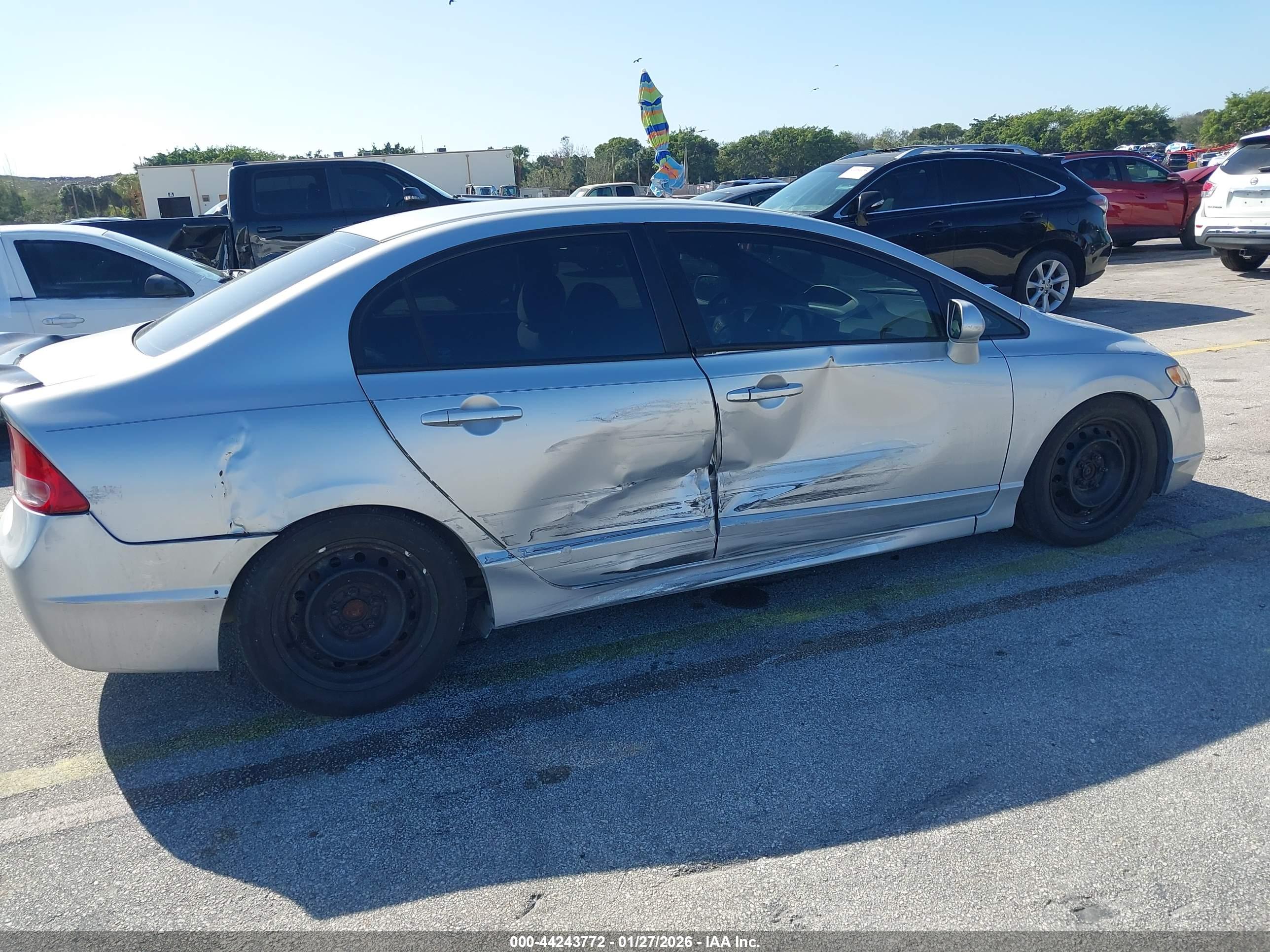HONDA CIVIC image 6