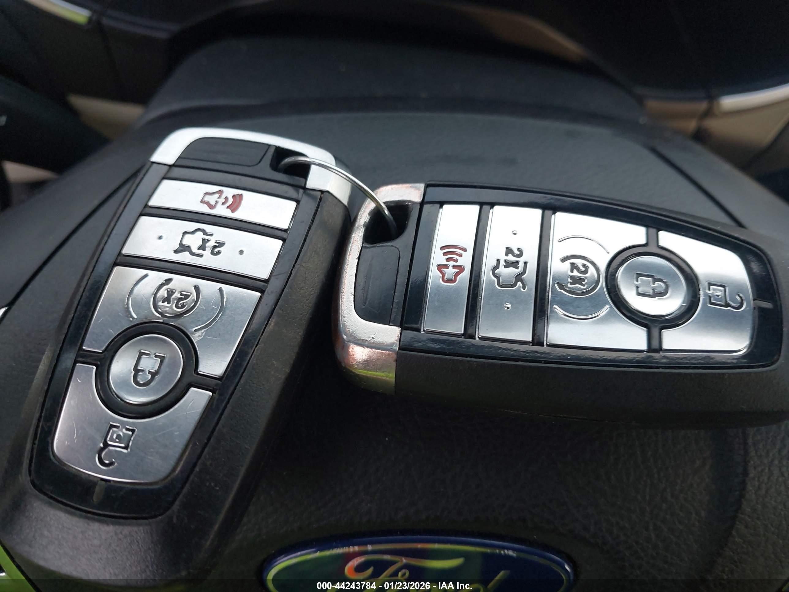 FORD EDGE image 11