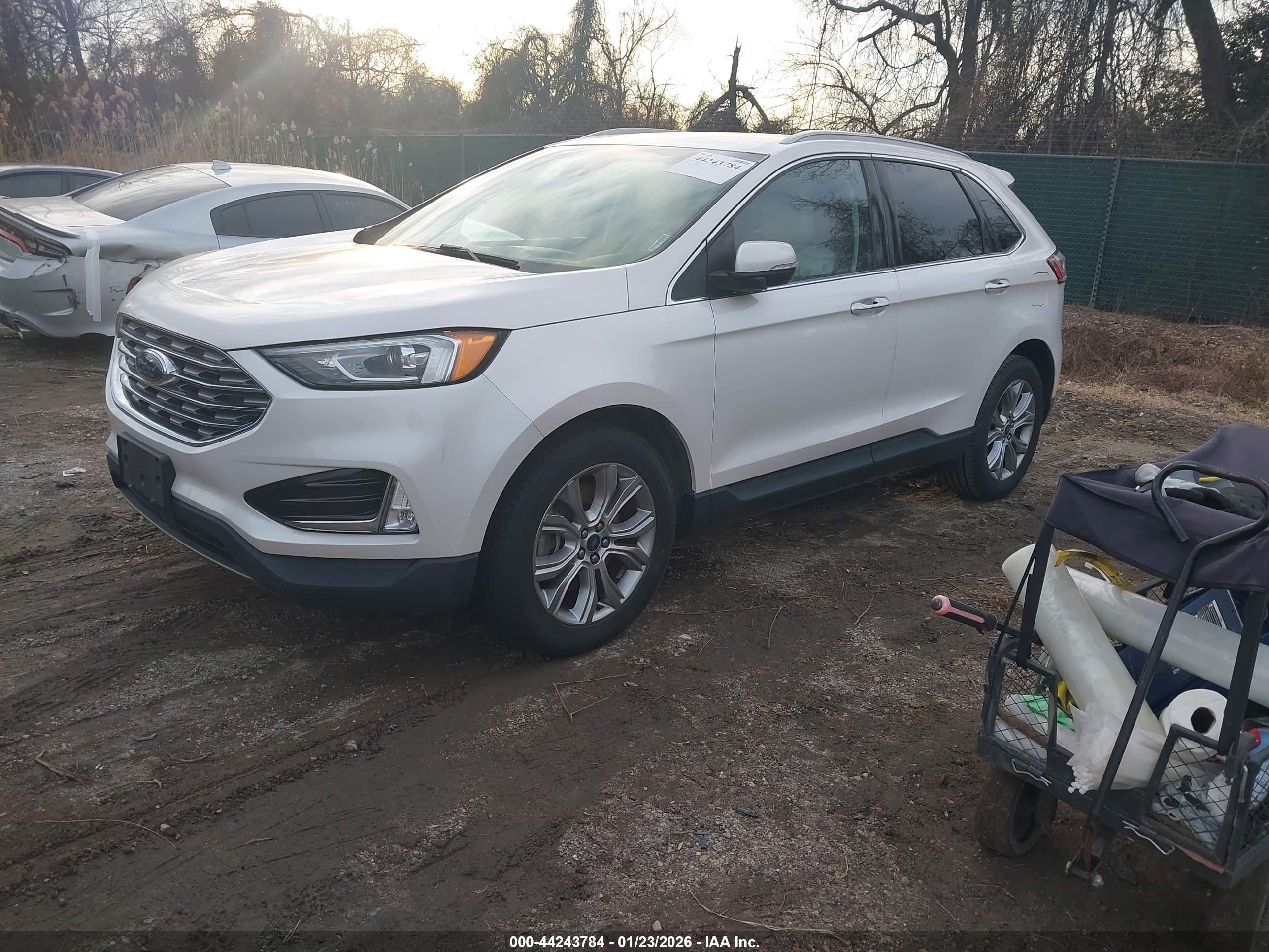 FORD EDGE image 2