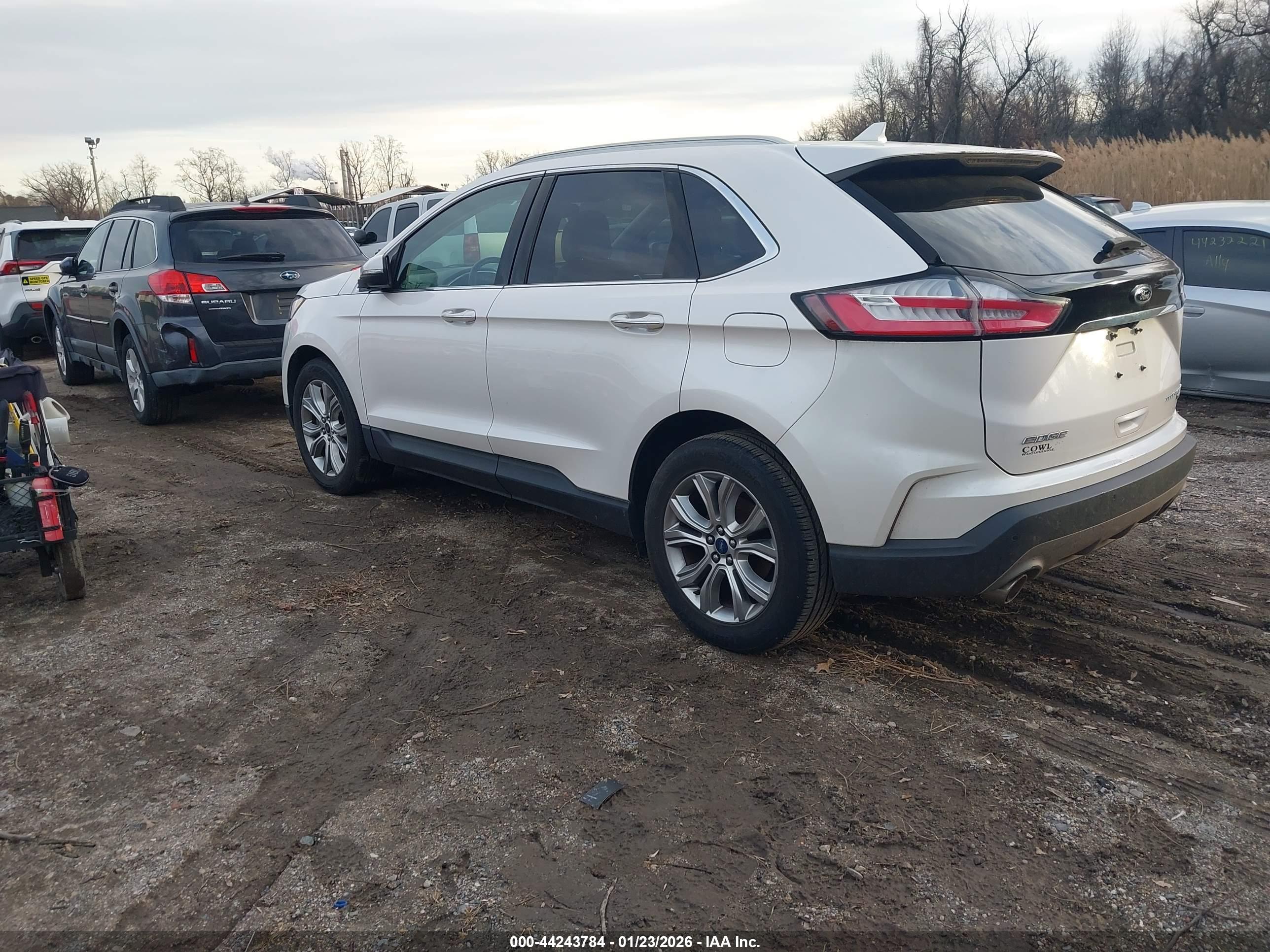 FORD EDGE image 3