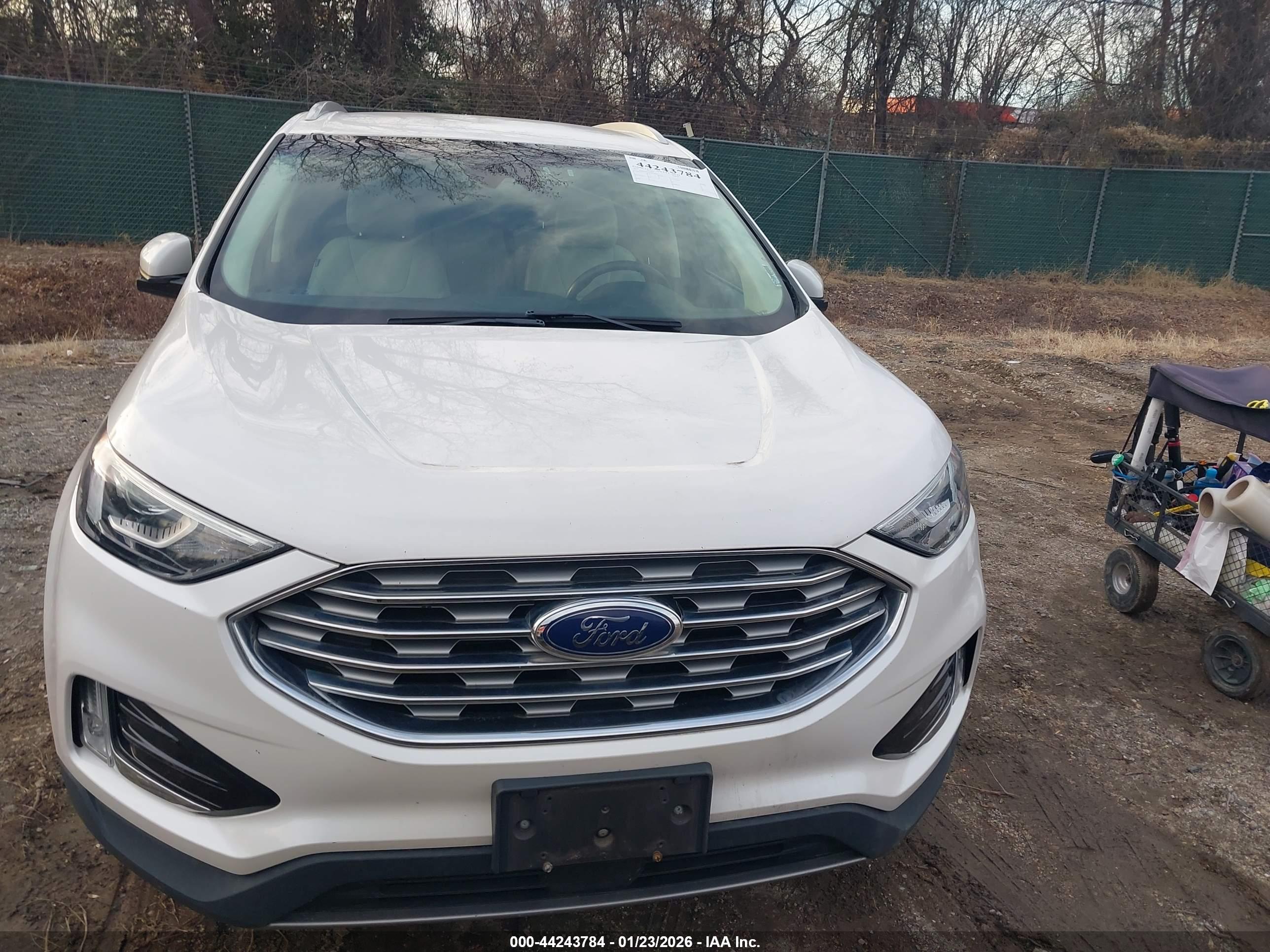 FORD EDGE image 6