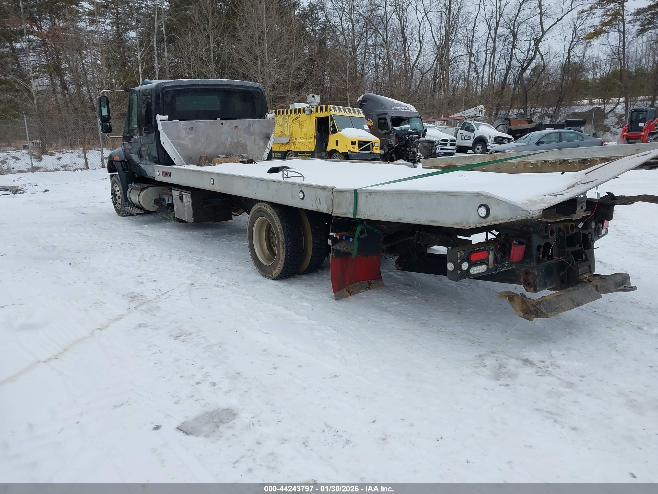 INTERNATIONAL 4000 image 3