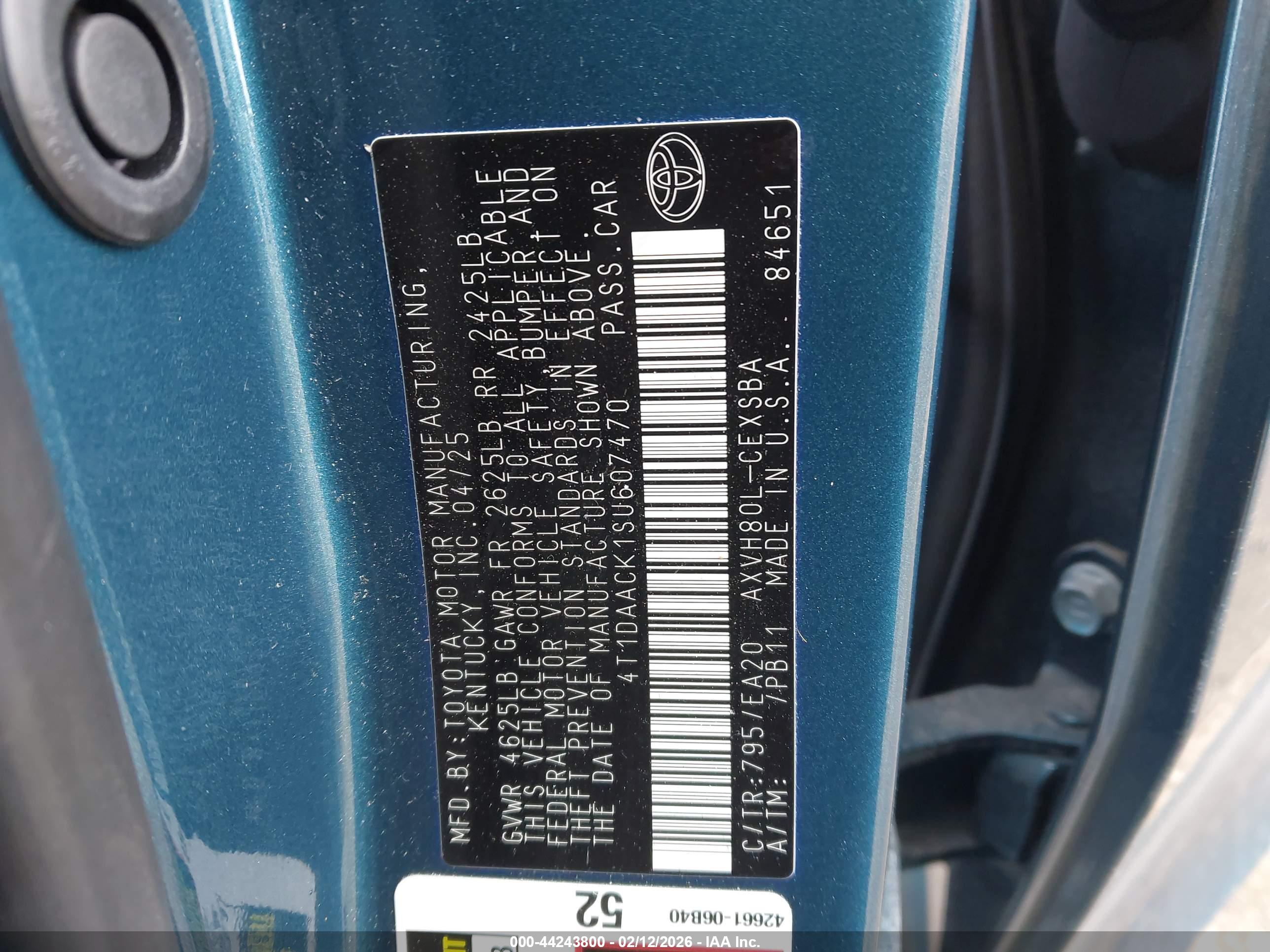 TOYOTA CAMRY image 9