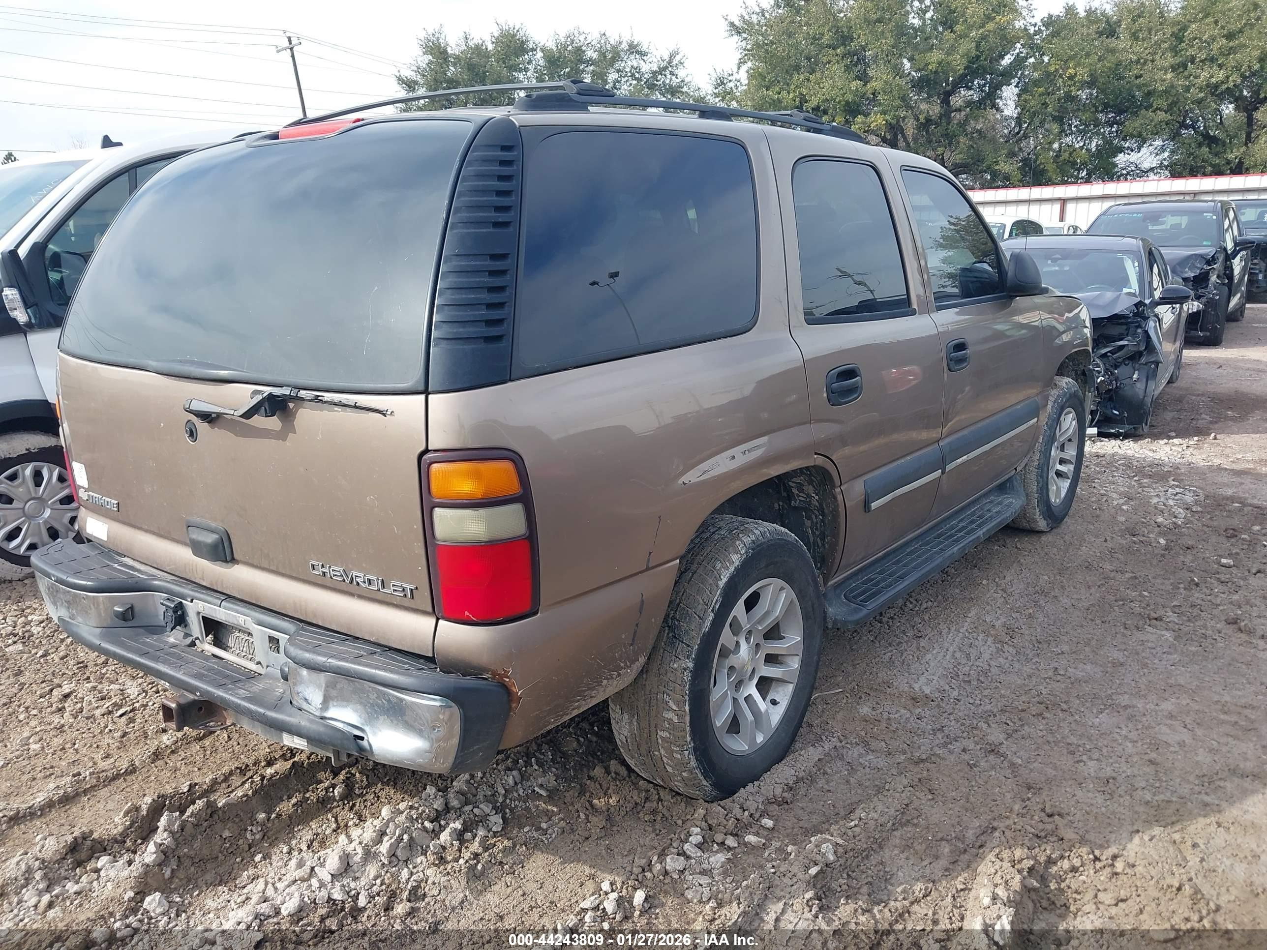 CHEVROLET TAHOE image 4