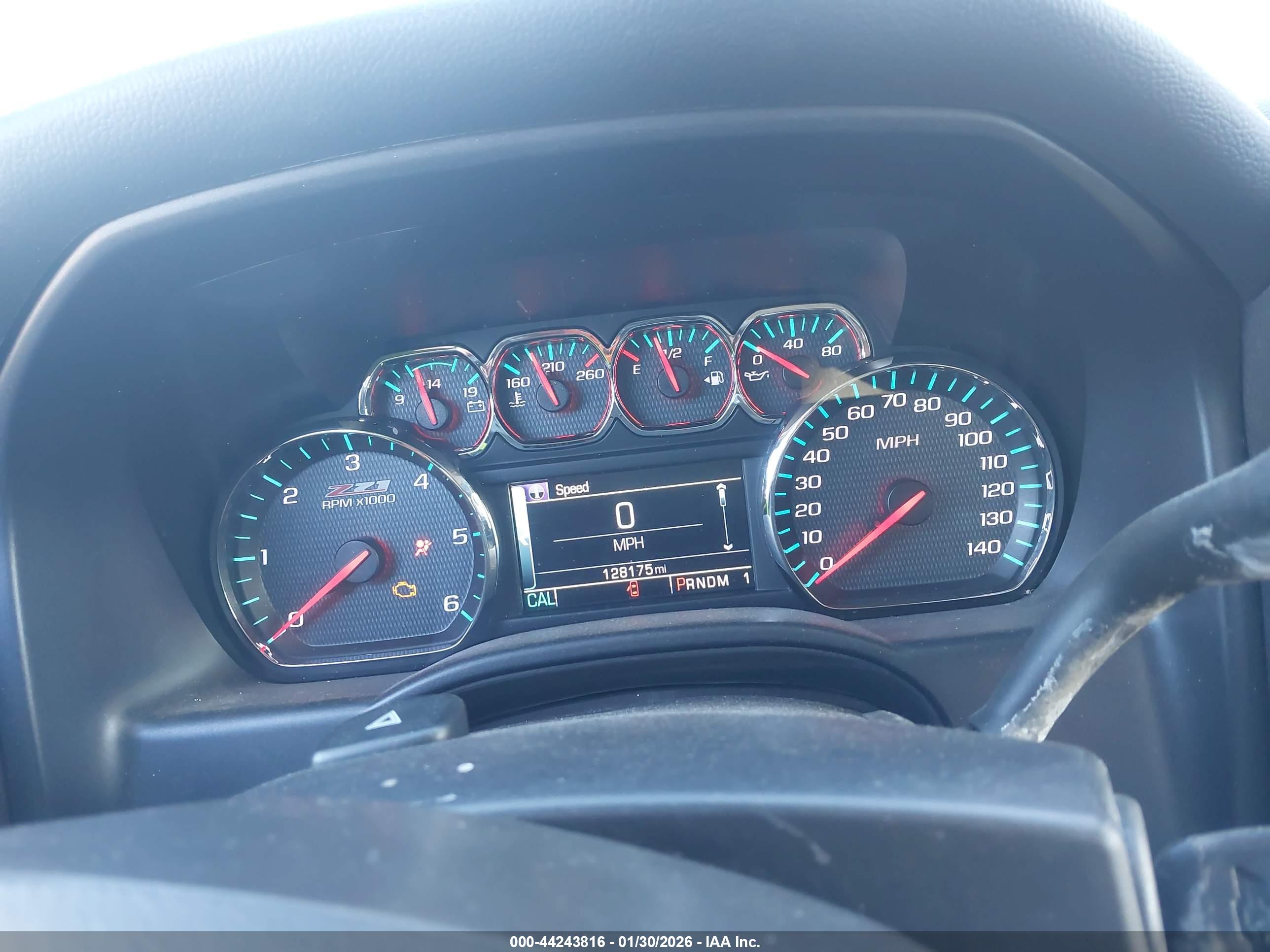 CHEVROLET SILVERADO image 7