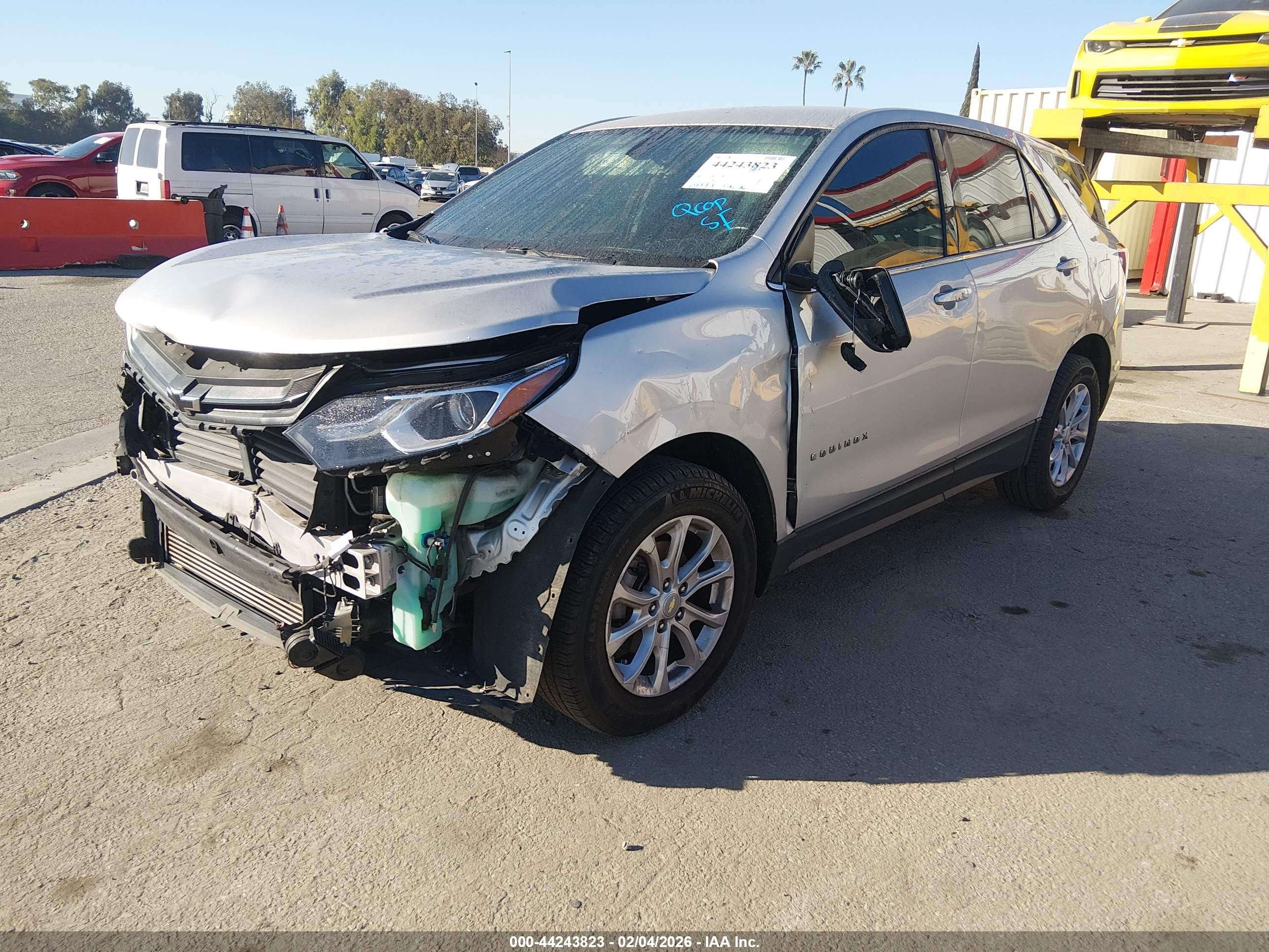 CHEVROLET EQUINOX image 2