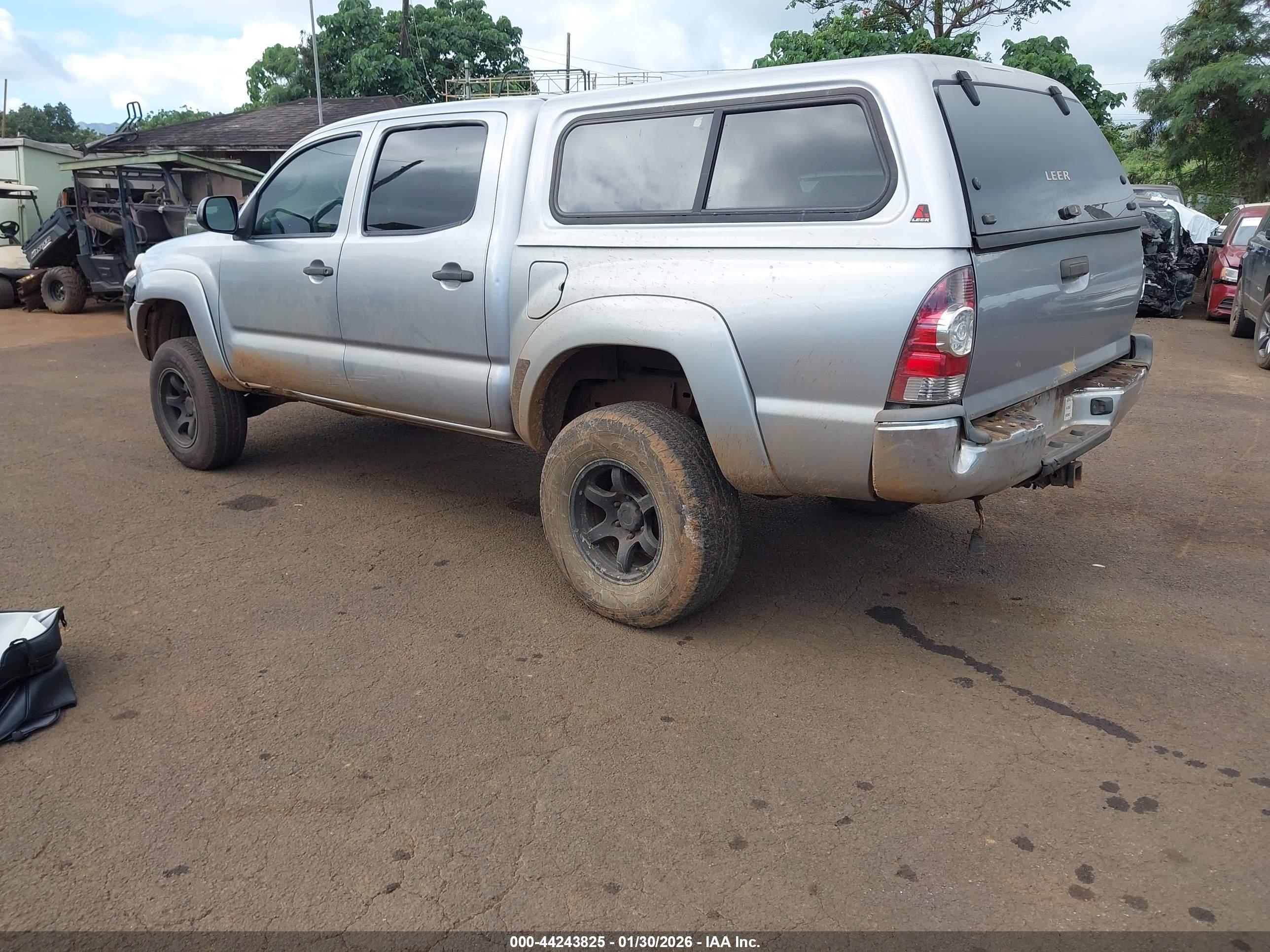 TOYOTA TACOMA image 3