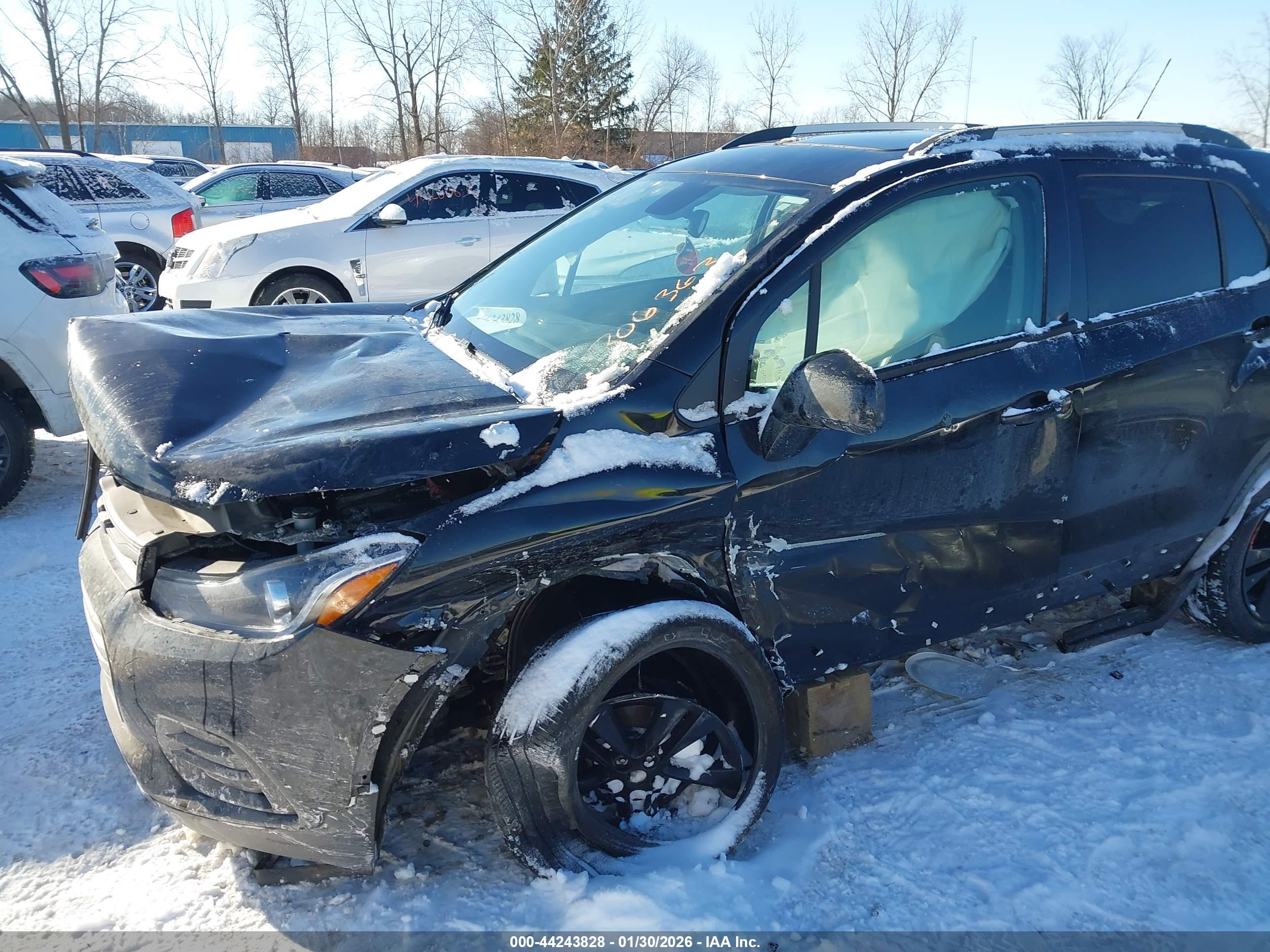 CHEVROLET TRAX image 6