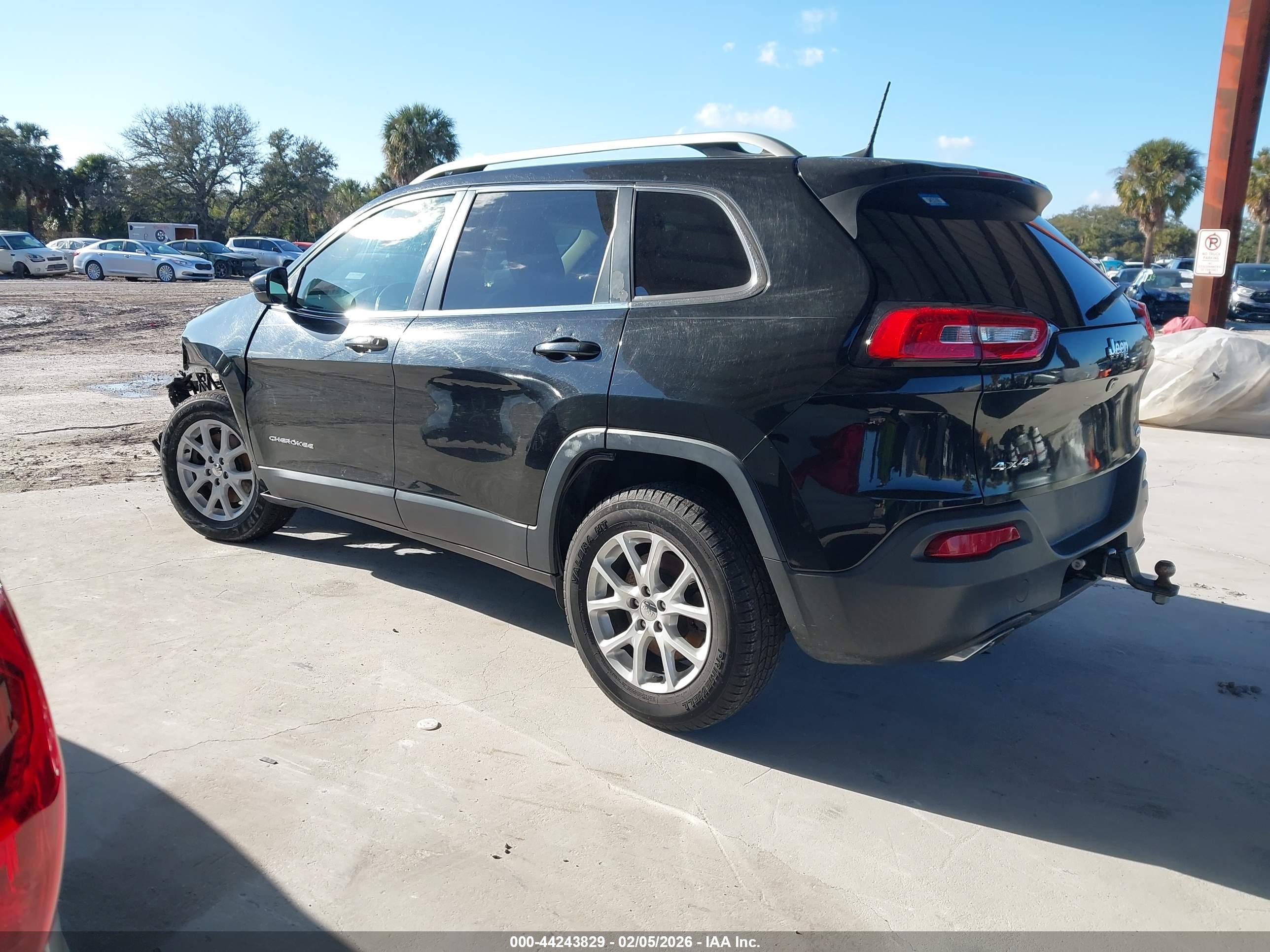 JEEP CHEROKEE image 3