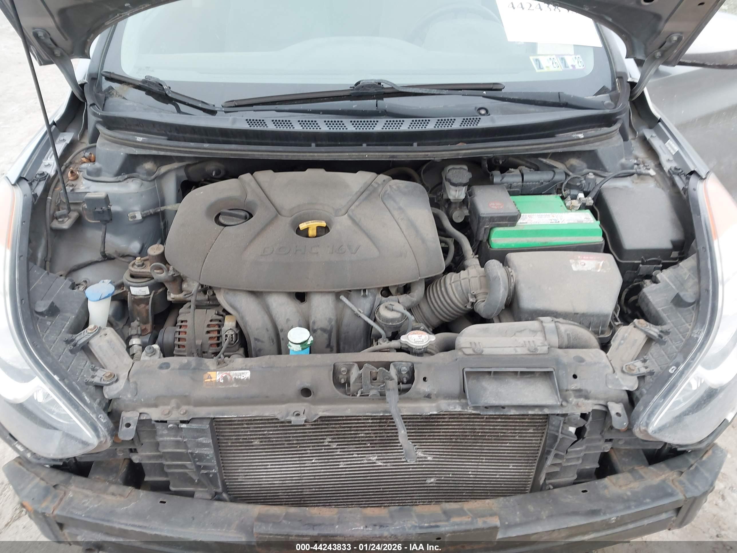 HYUNDAI ELANTRA image 10