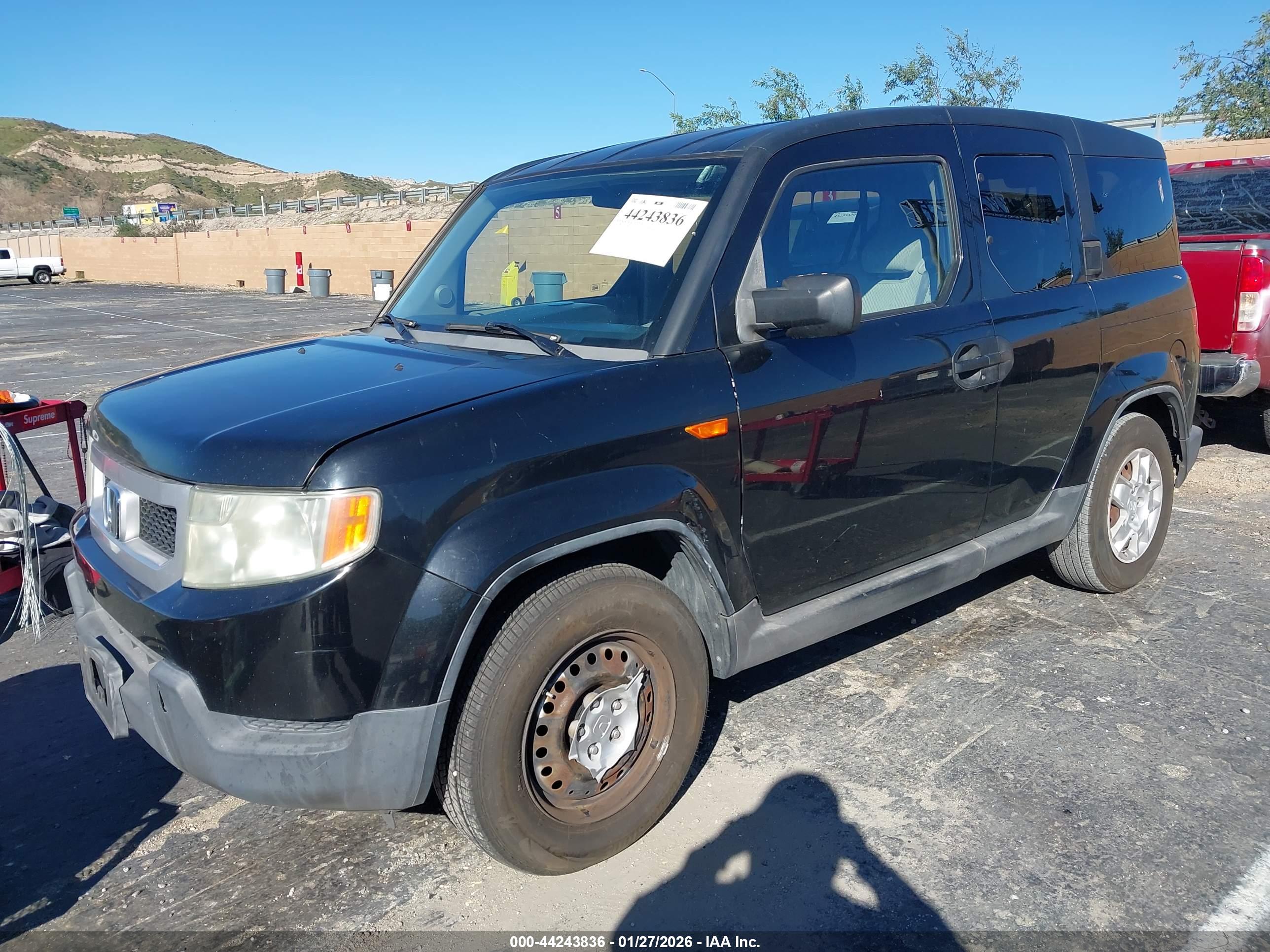 HONDA ELEMENT image 2