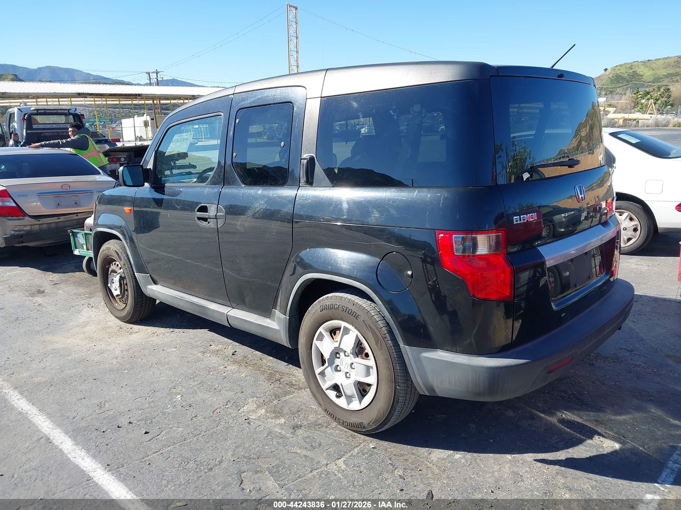 HONDA ELEMENT image 3