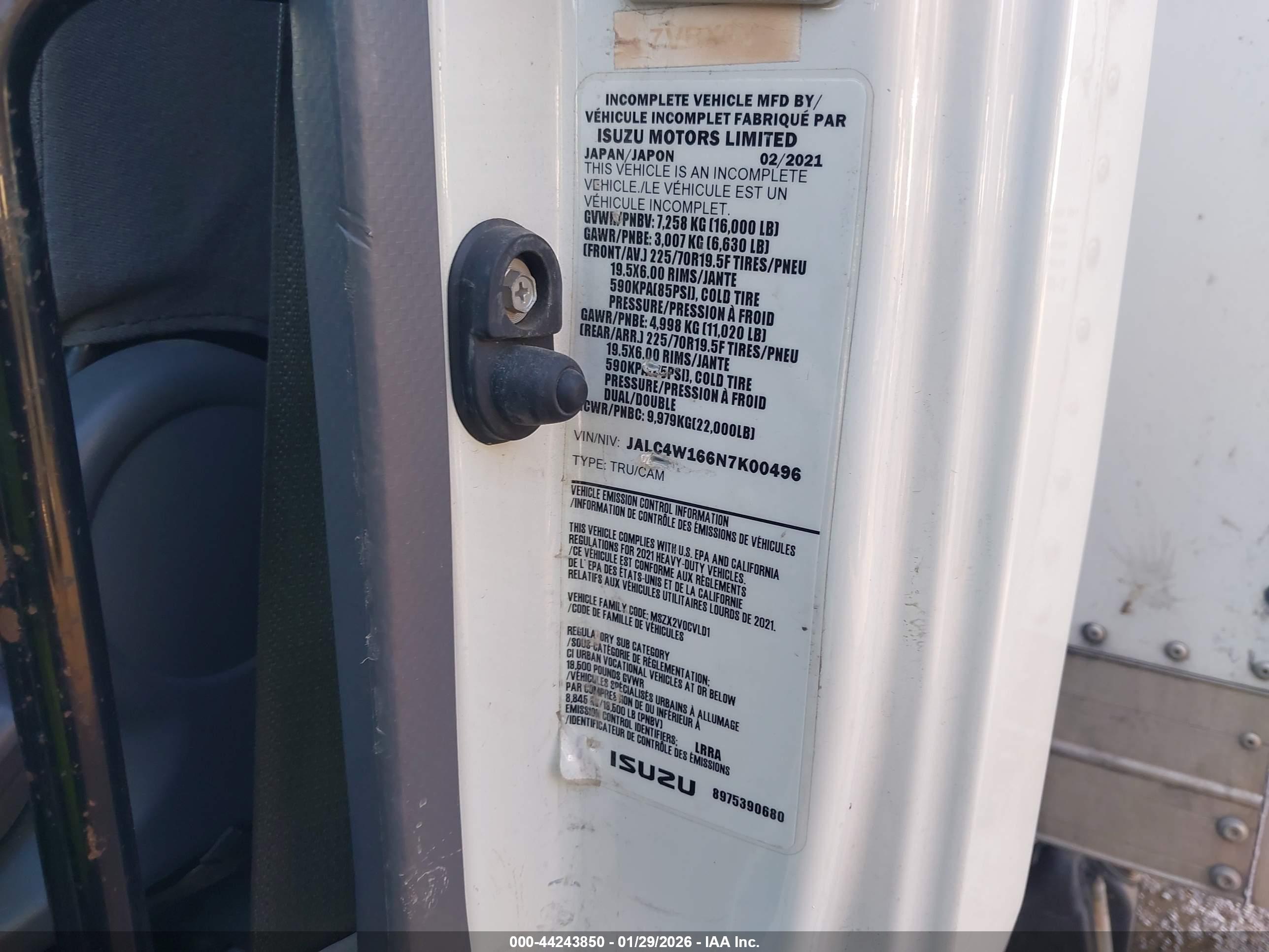 ISUZU NPR image 9