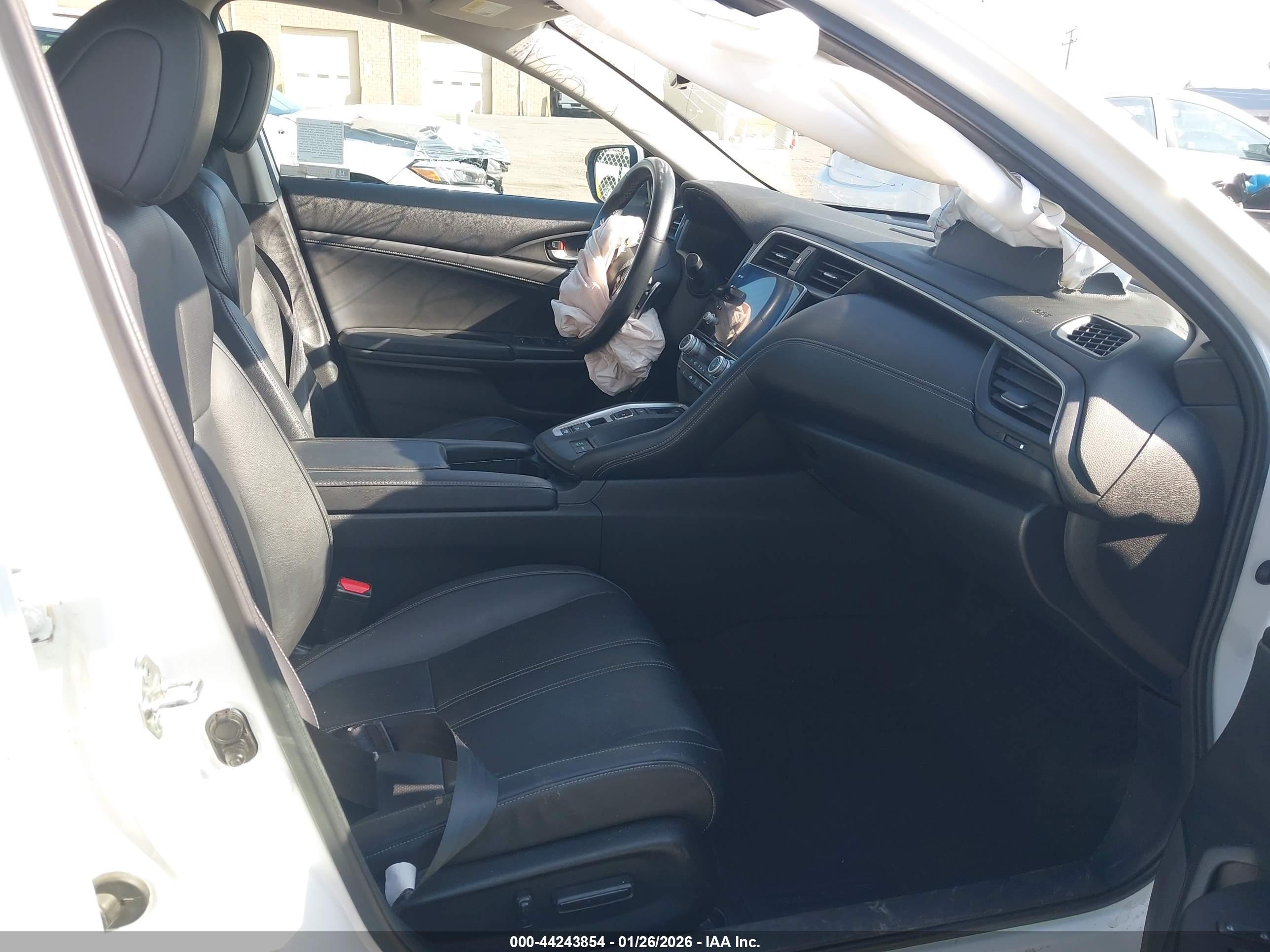 HONDA INSIGHT image 5