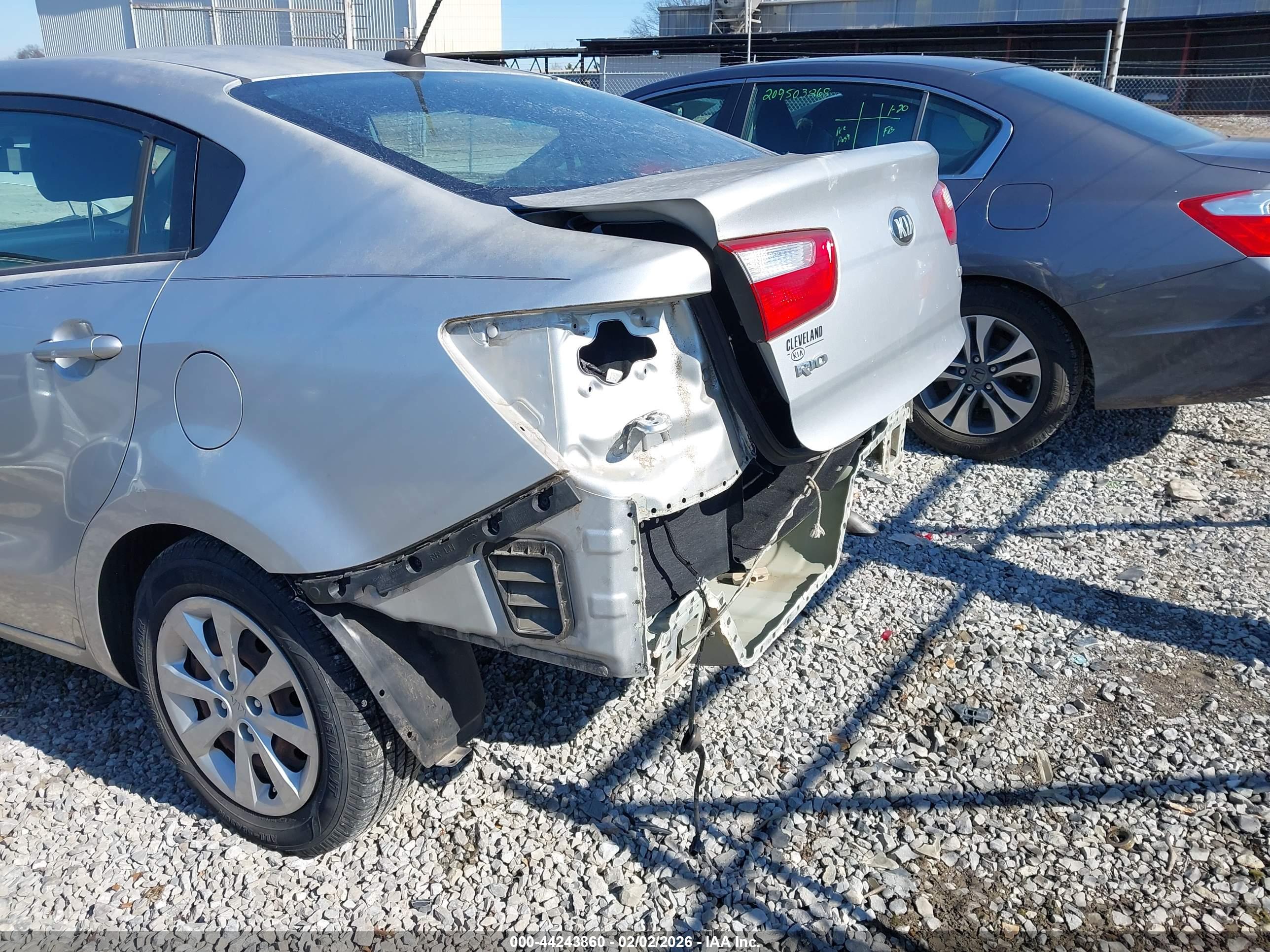 KIA RIO image 6