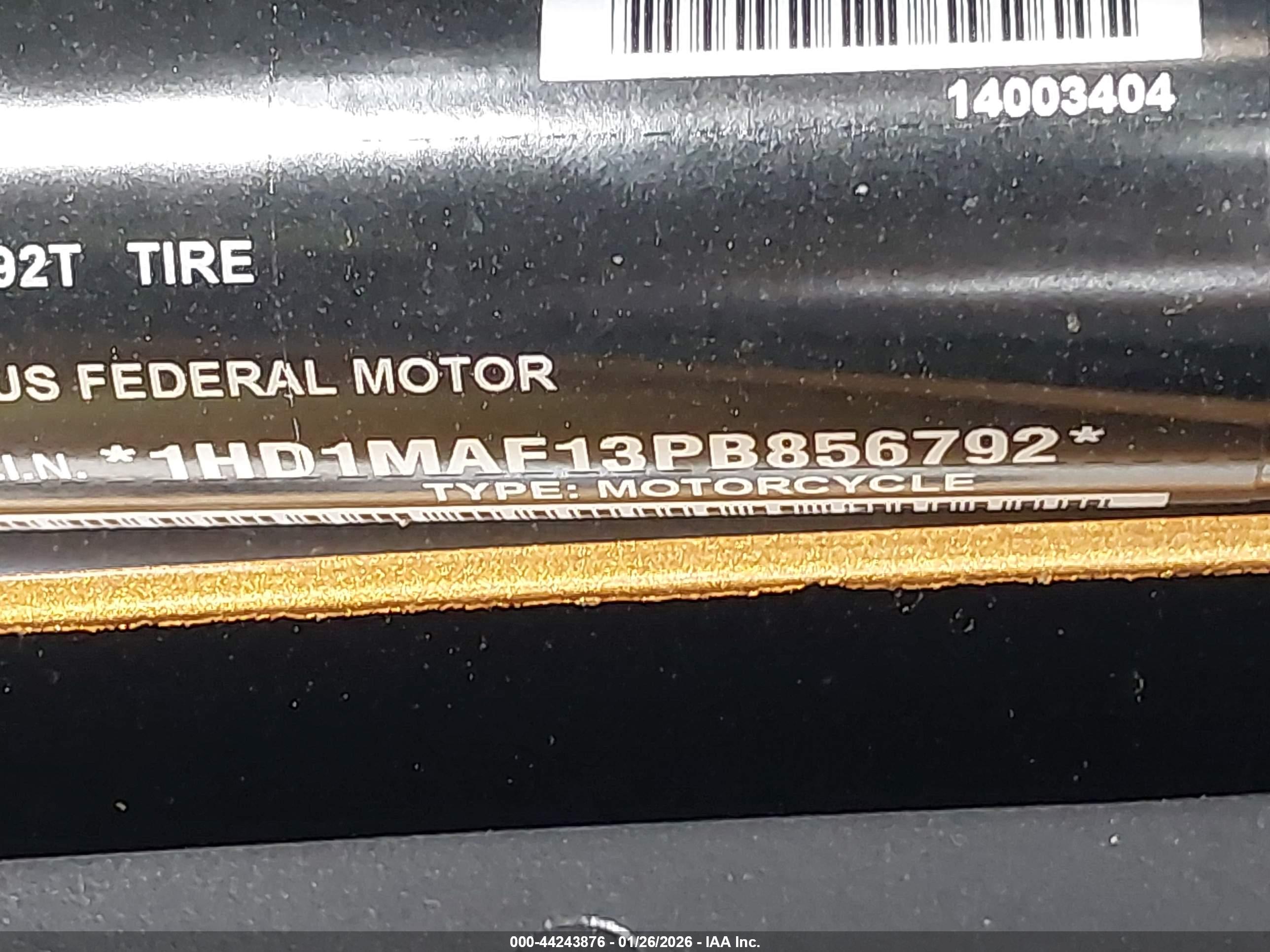 HARLEY-DAVIDSON FLHTCUTG image 10