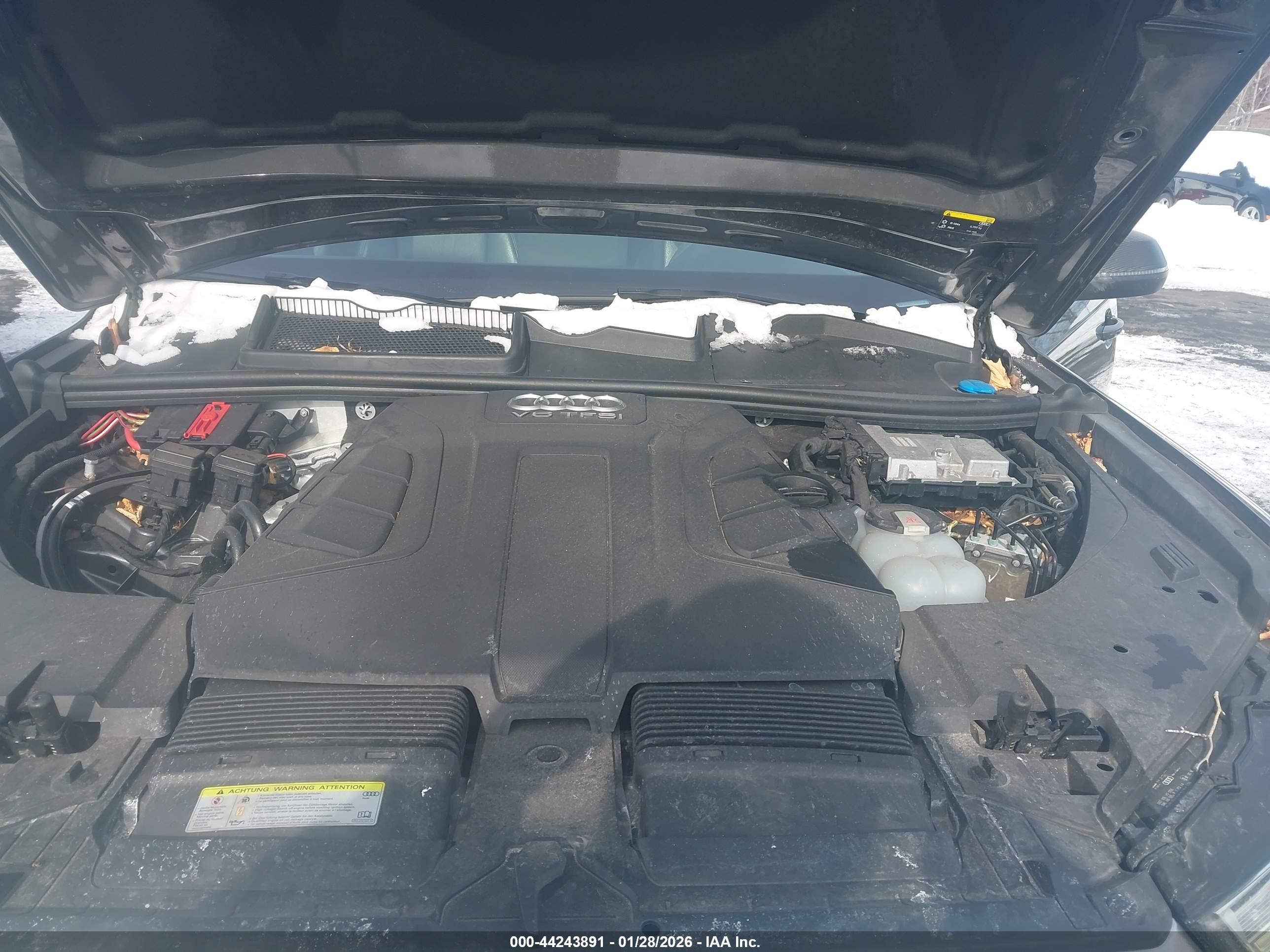 AUDI Q7 image 10