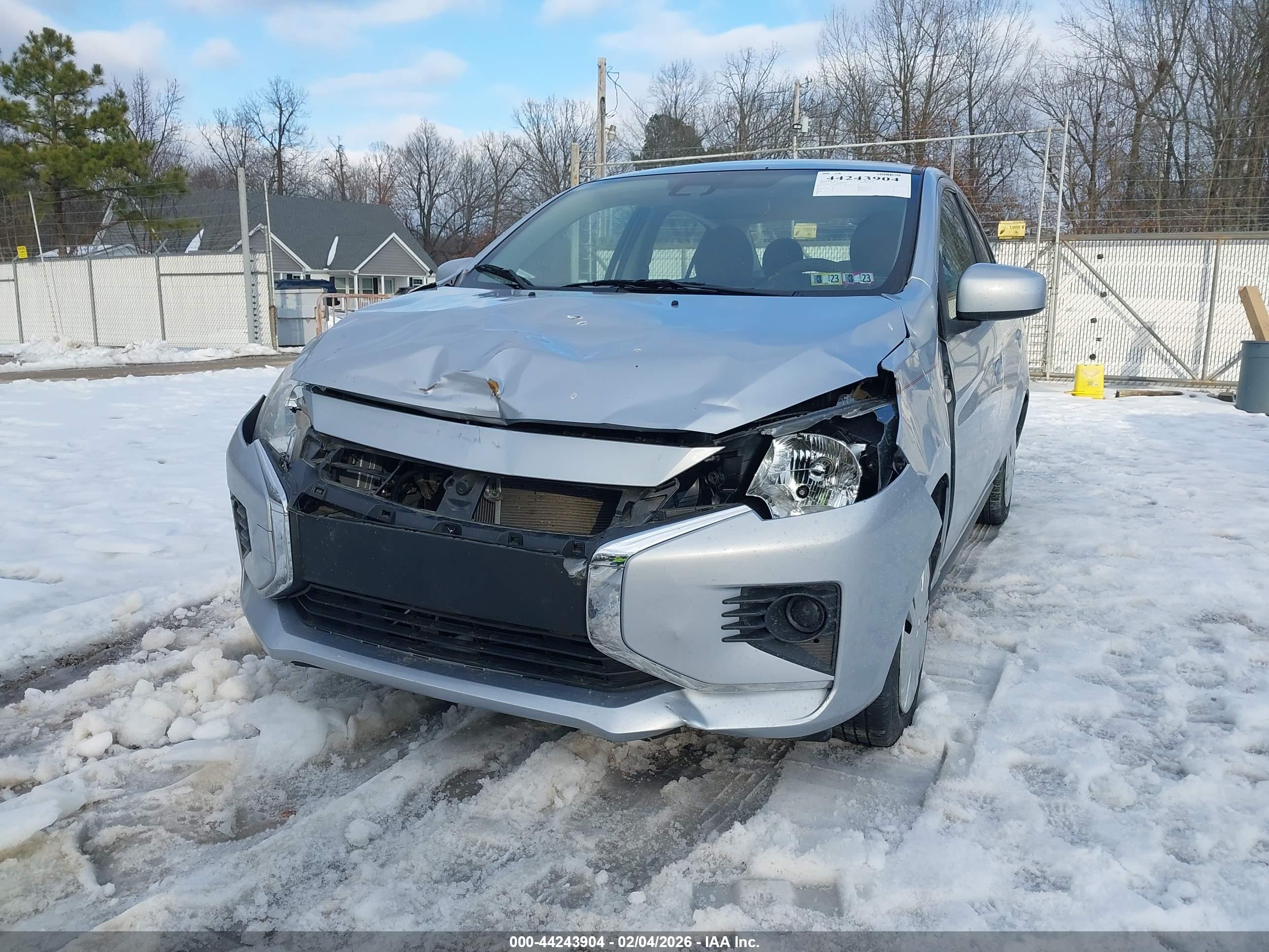 MITSUBISHI MIRAGE image 6