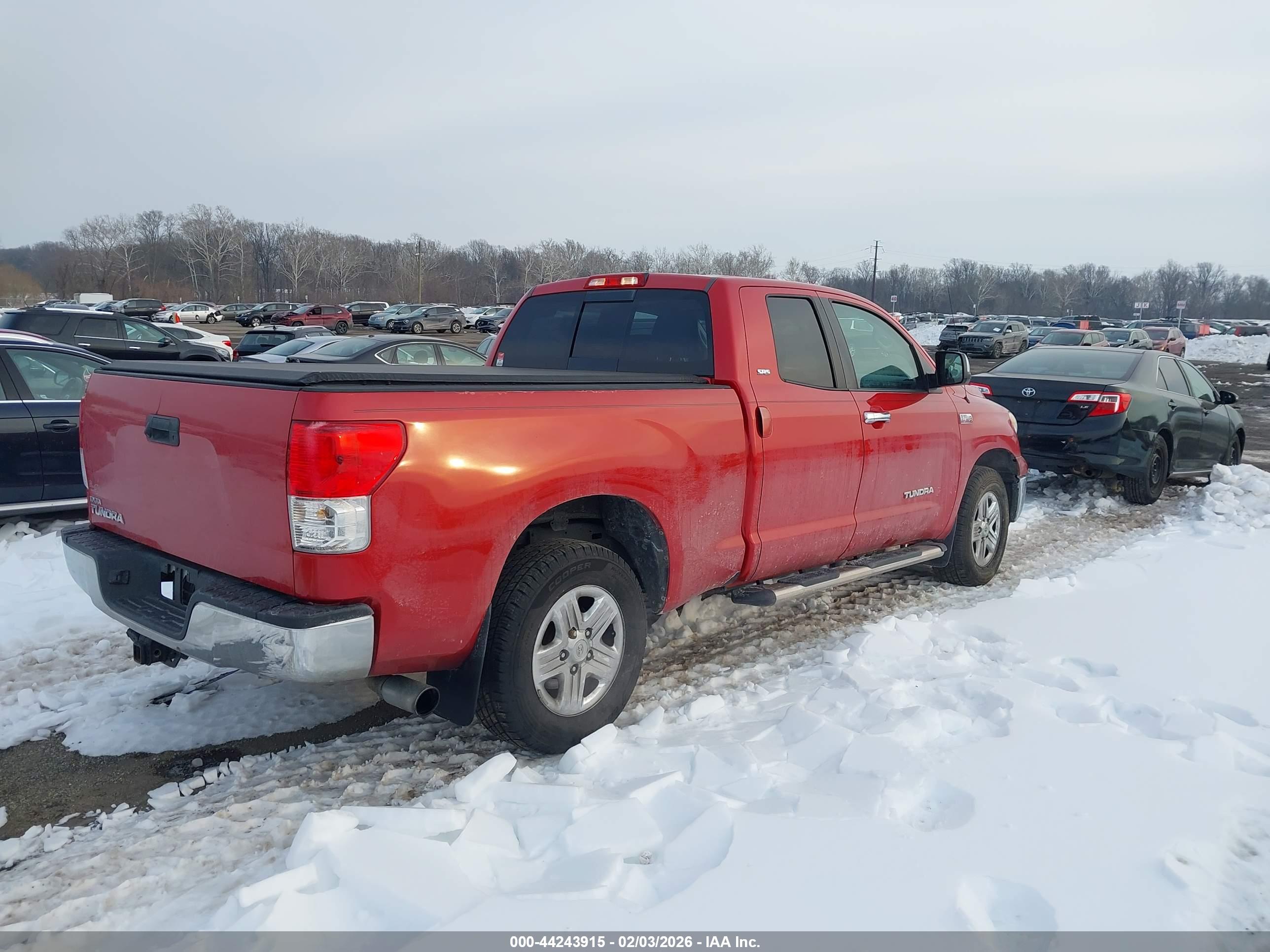TOYOTA TUNDRA image 4