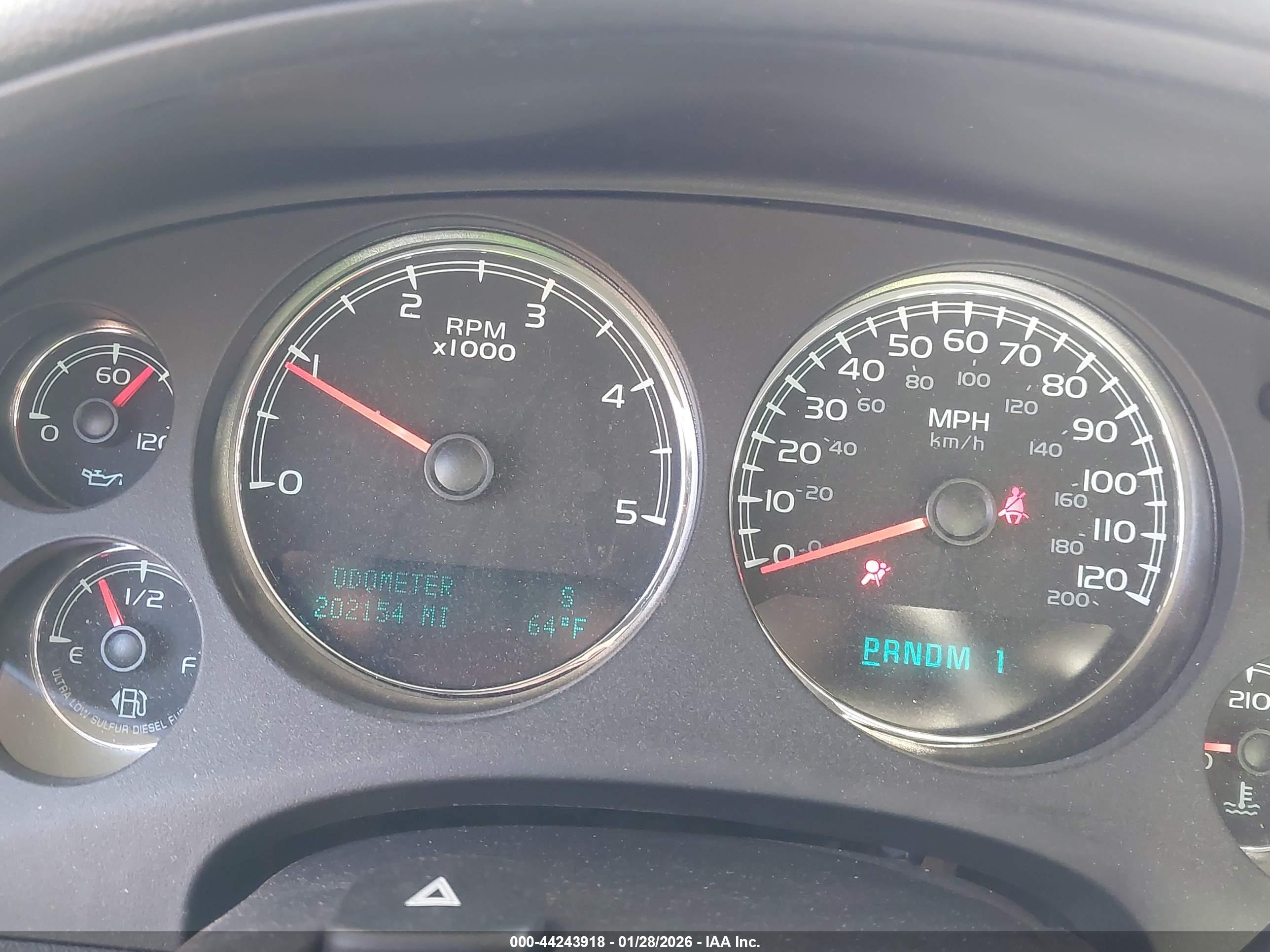 CHEVROLET SILVERADO image 7