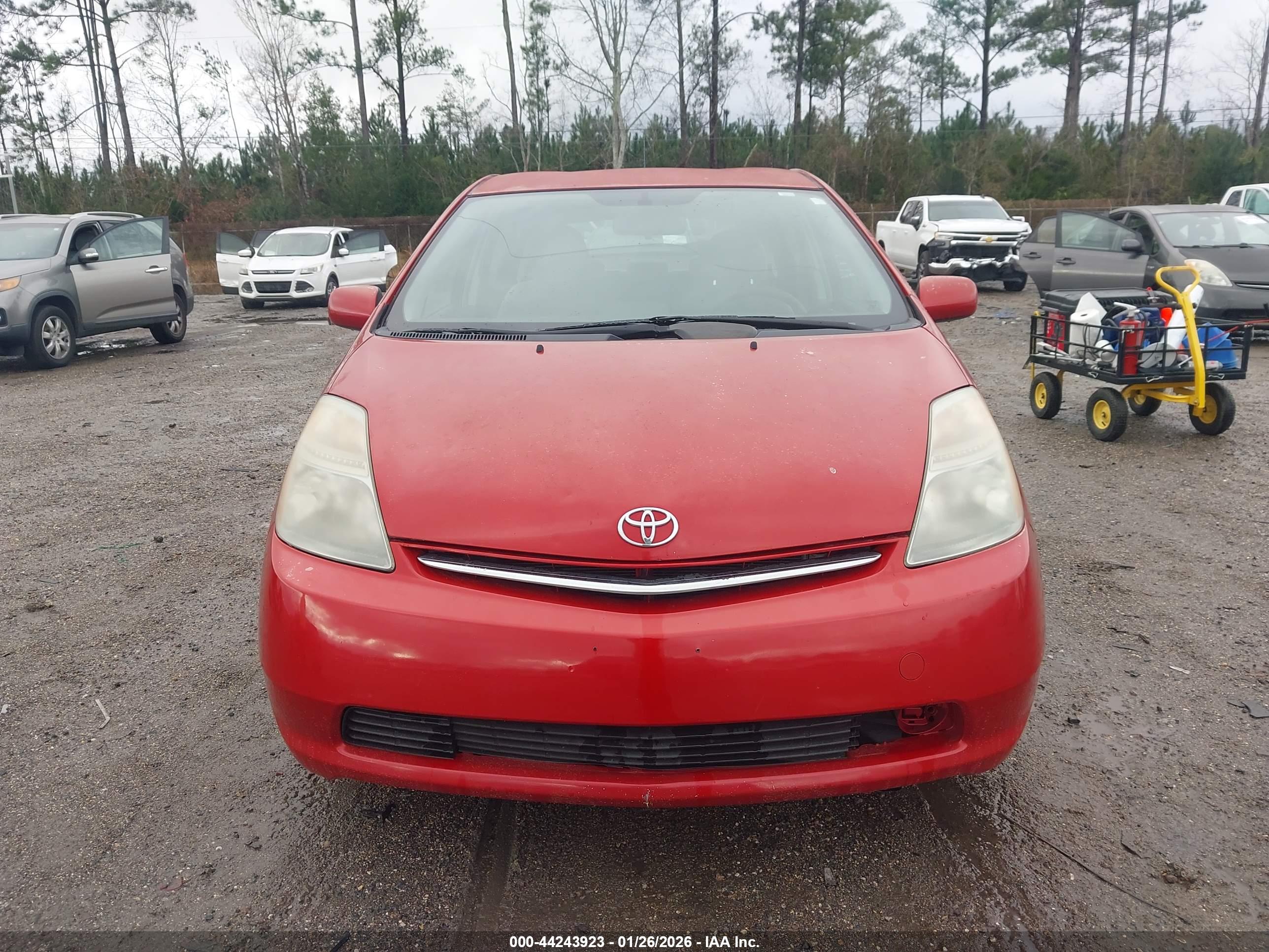 TOYOTA PRIUS image 6