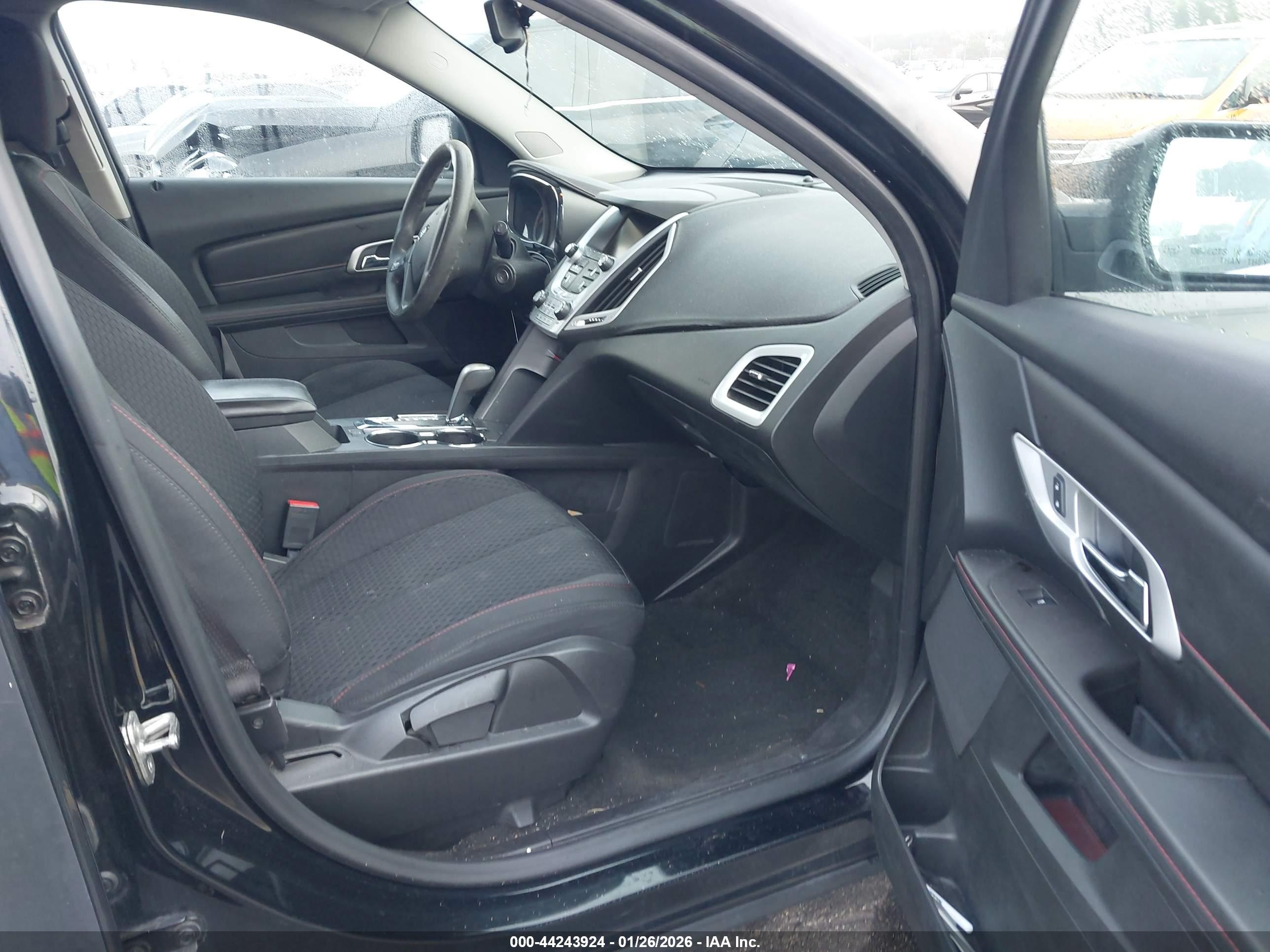 GMC TERRAIN image 5