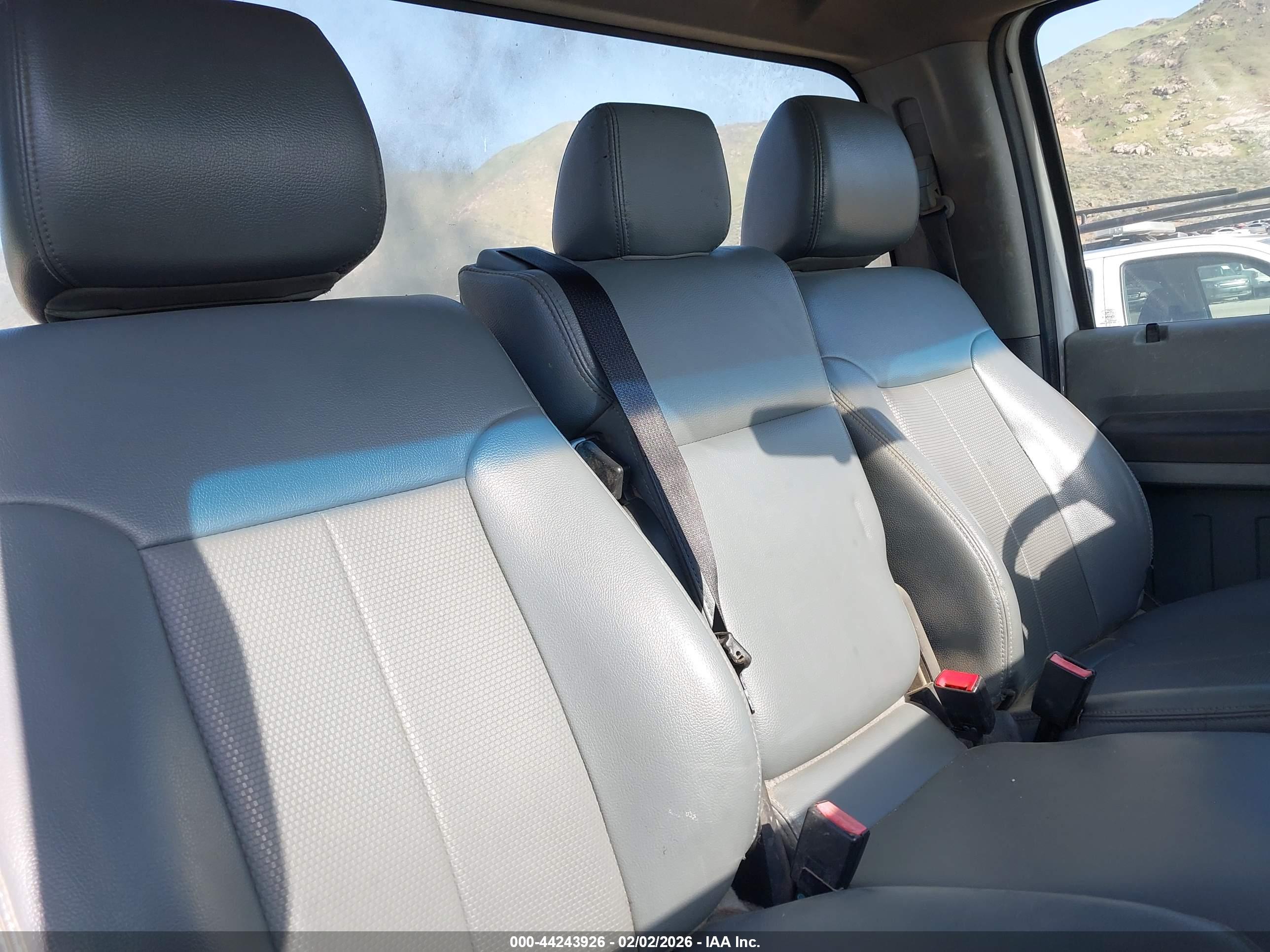 FORD F-350 image 7
