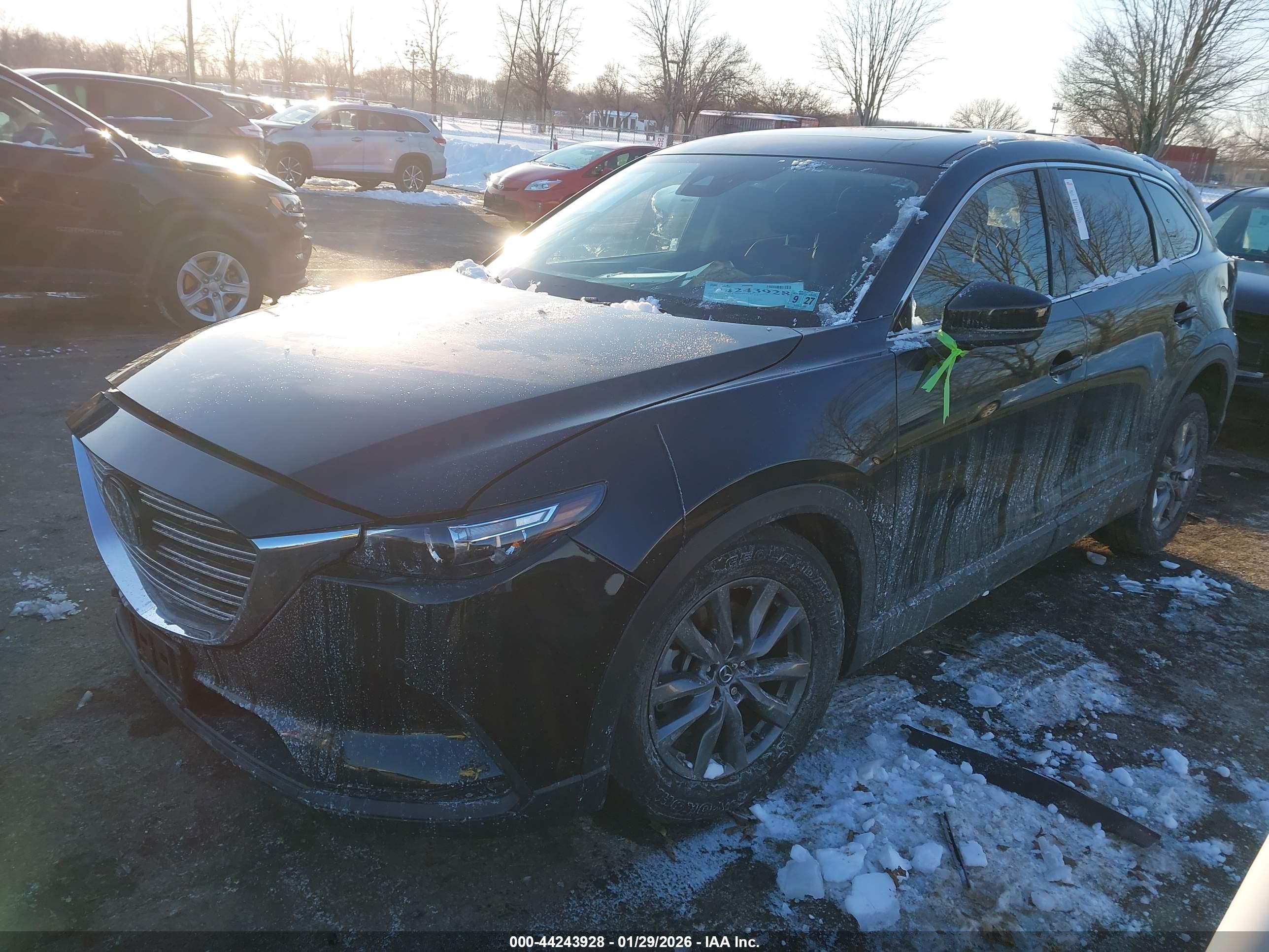 MAZDA CX-9 image 2