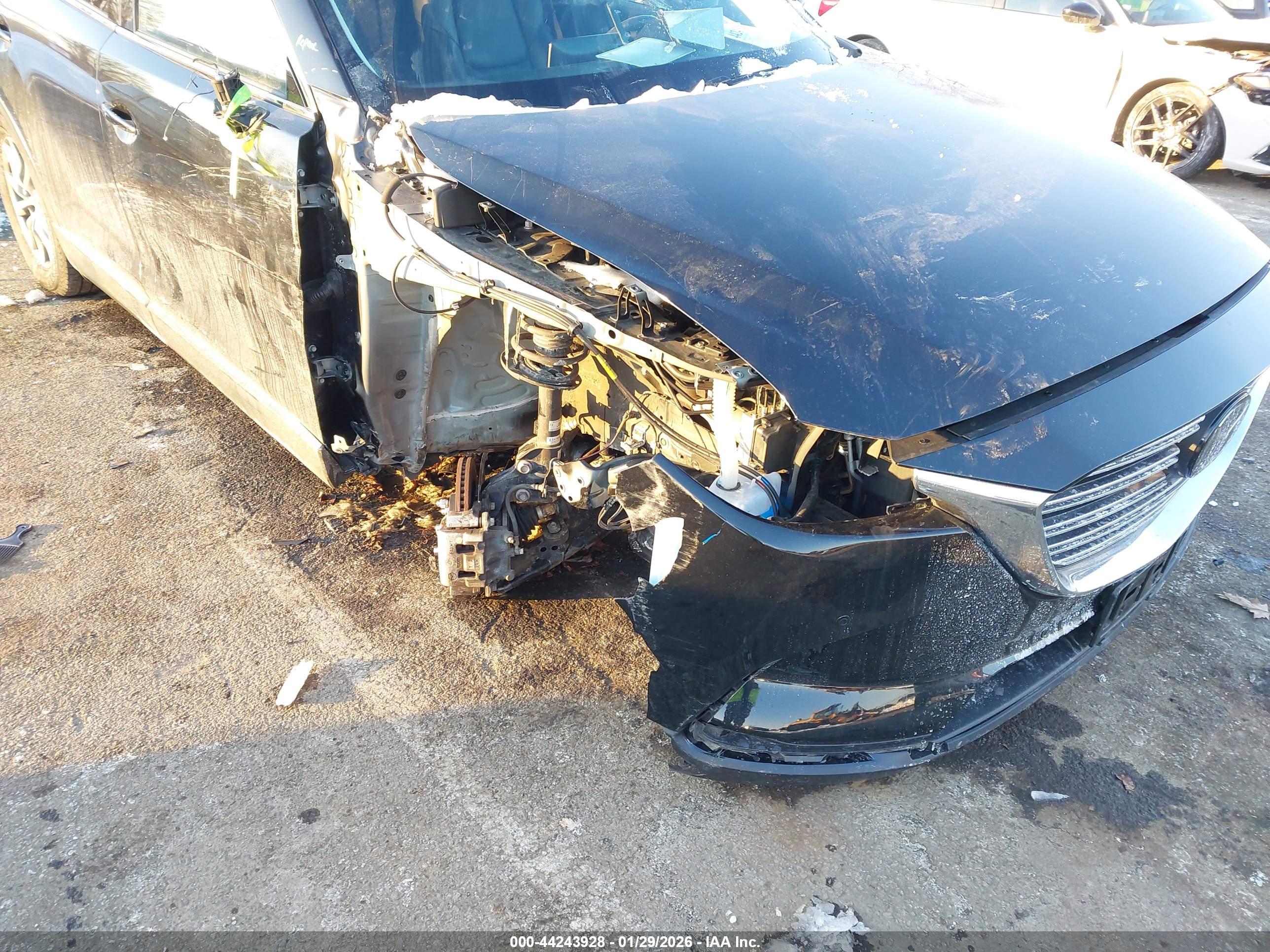 MAZDA CX-9 image 6