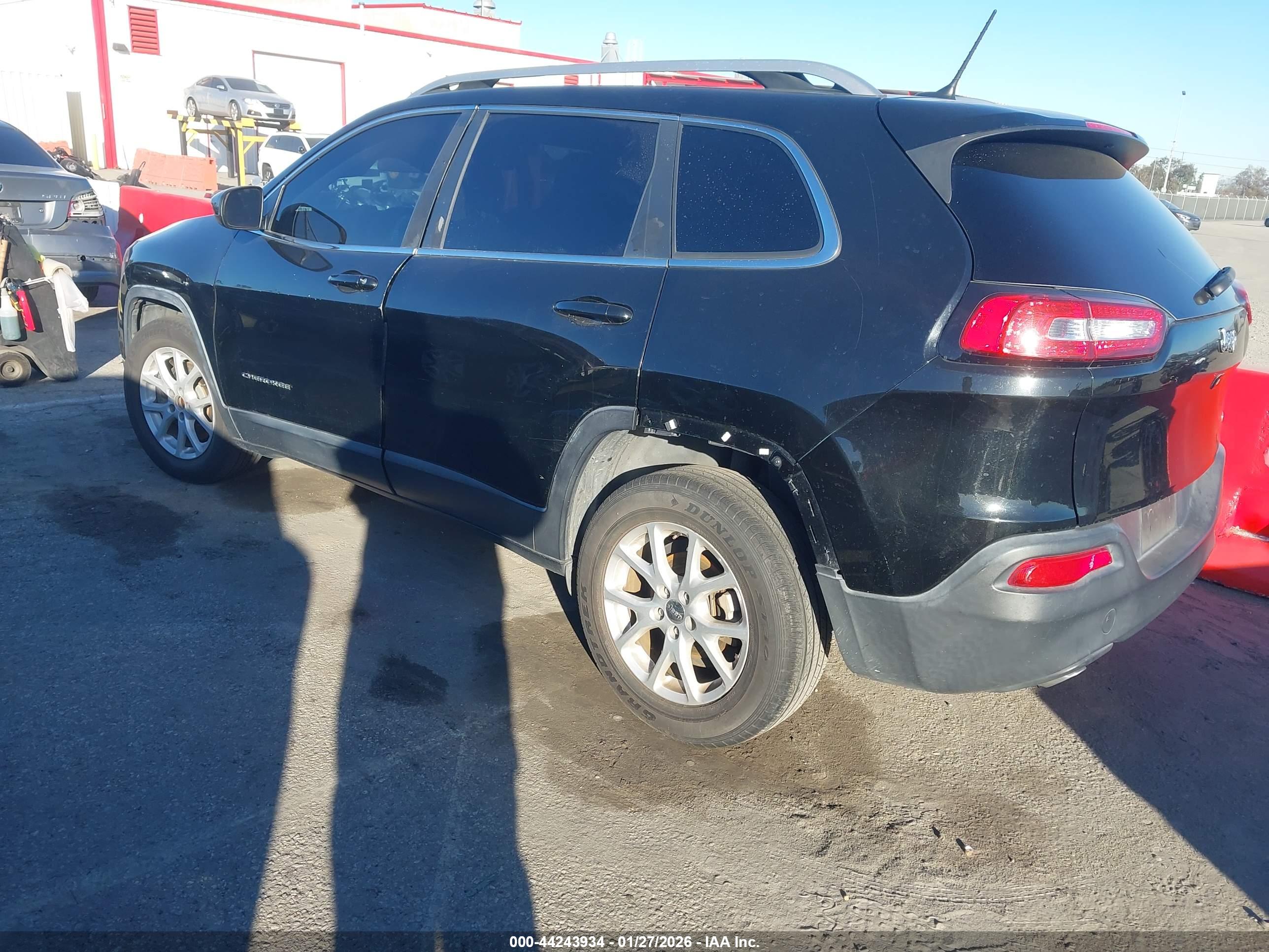 JEEP CHEROKEE image 3