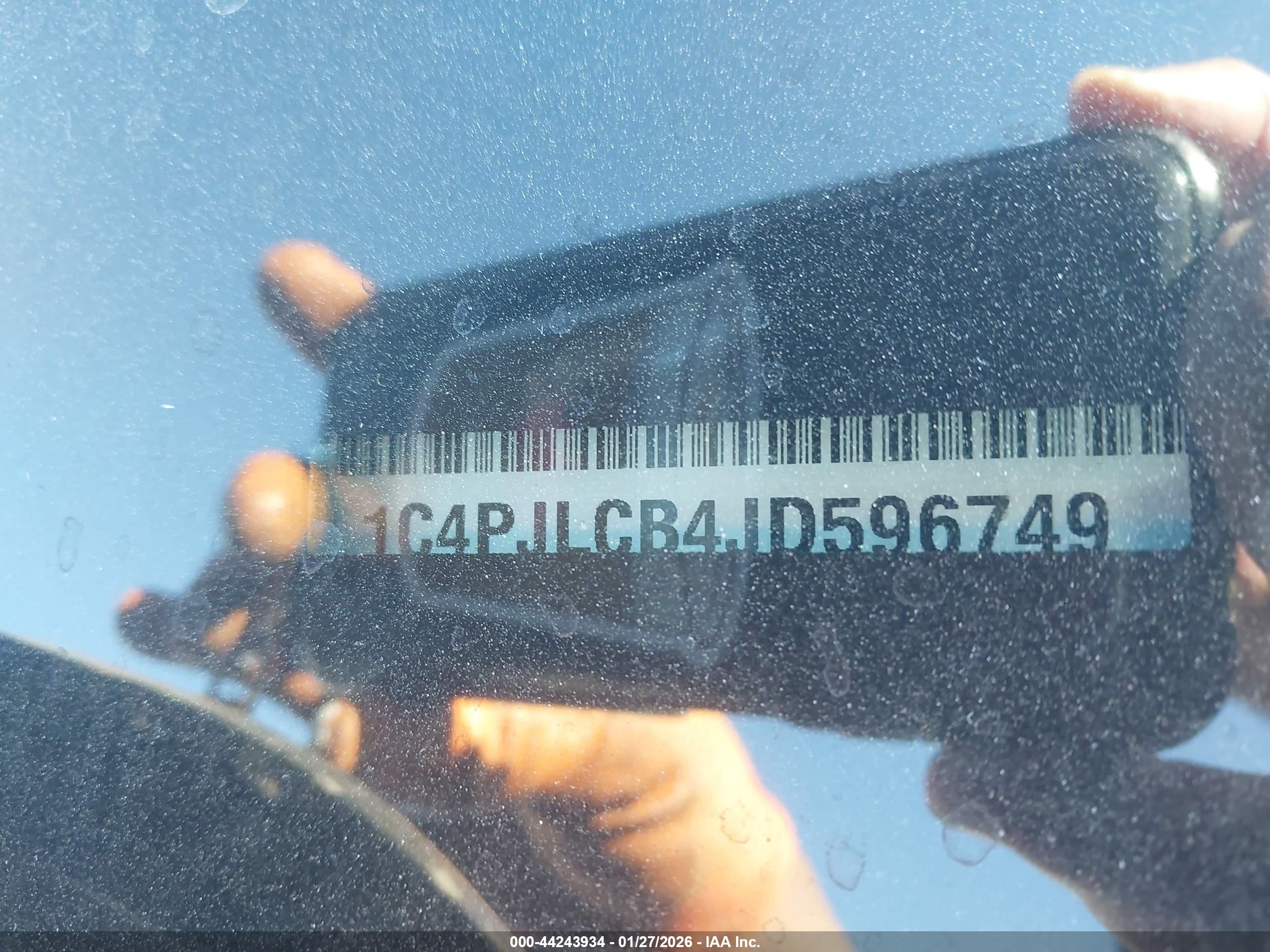 JEEP CHEROKEE image 9