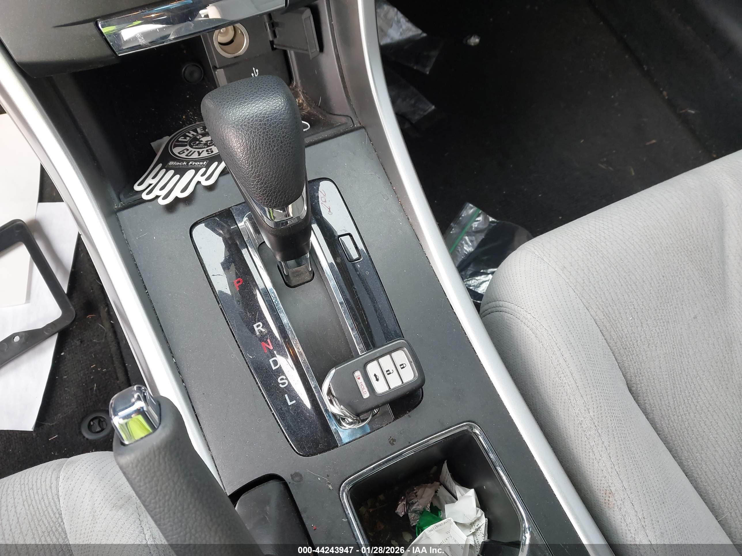 HONDA ACCORD image 11