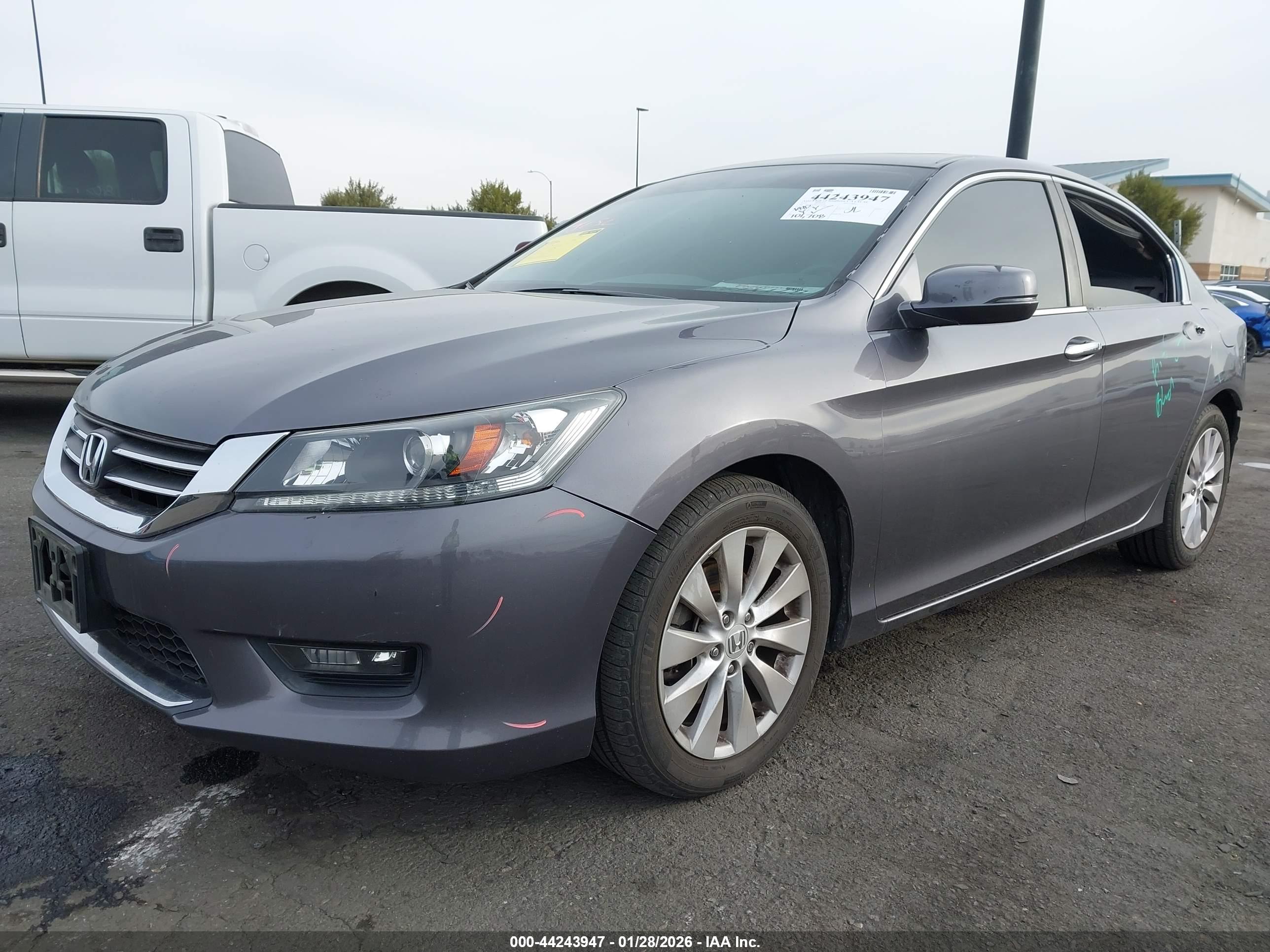 HONDA ACCORD image 2