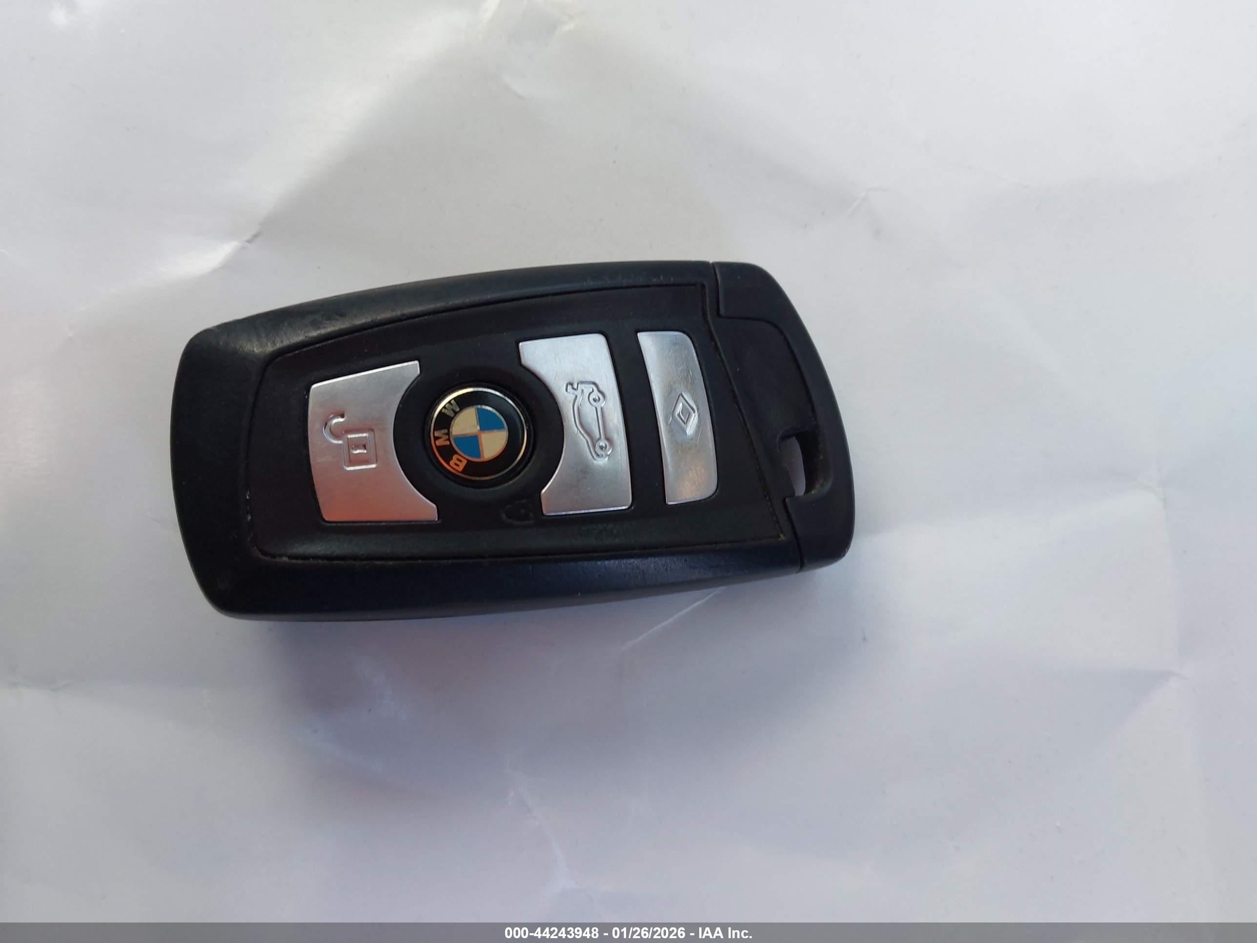 BMW 550I image 11