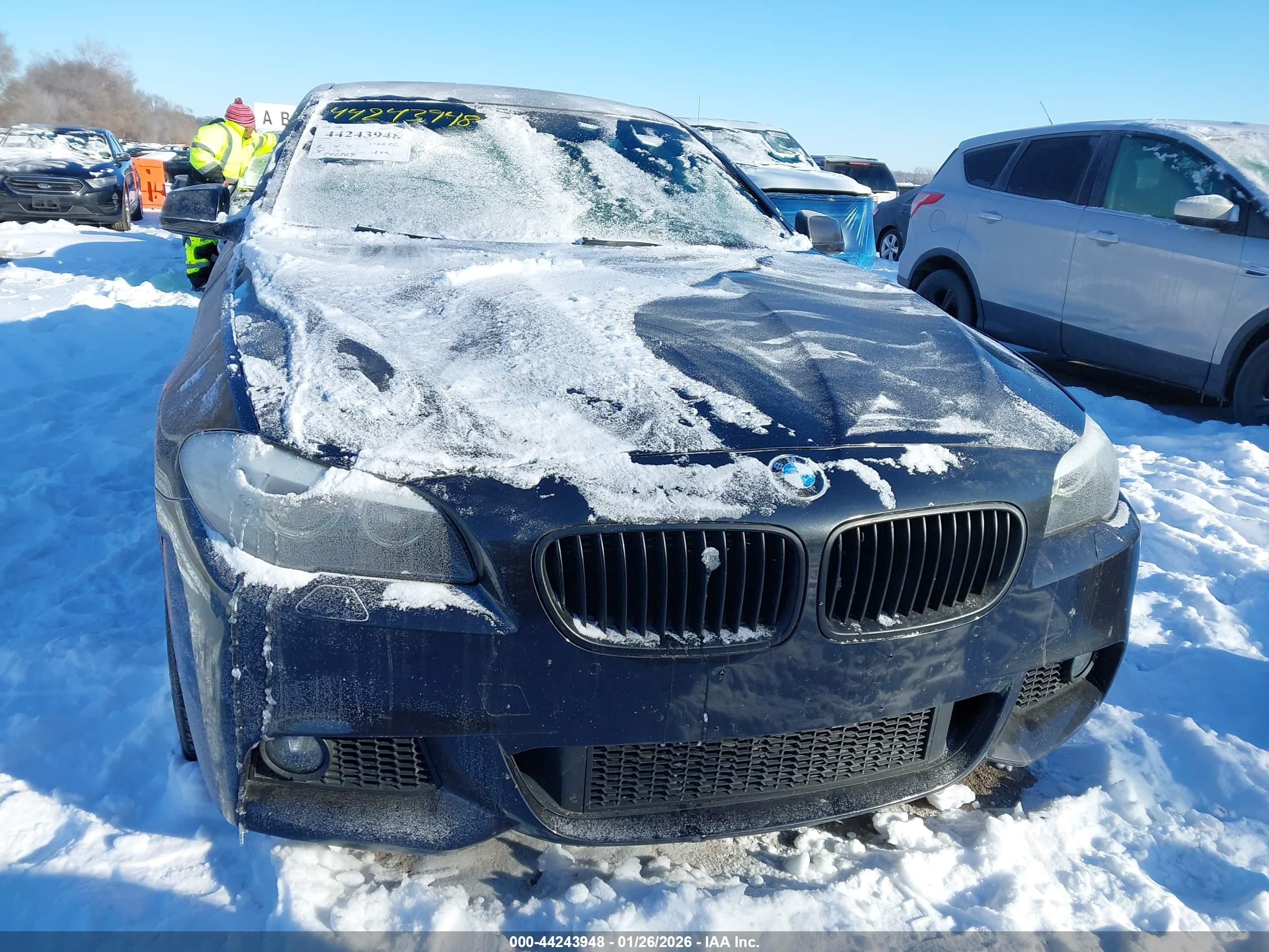 BMW 550I image 6