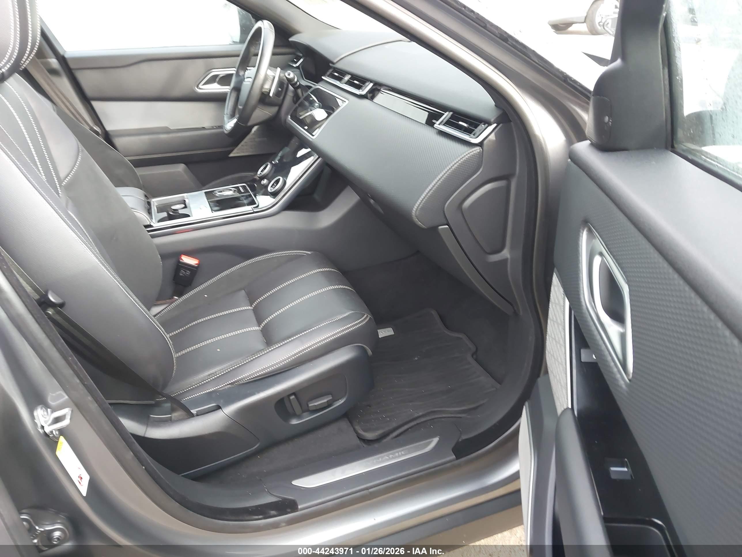 LAND ROVER image 5