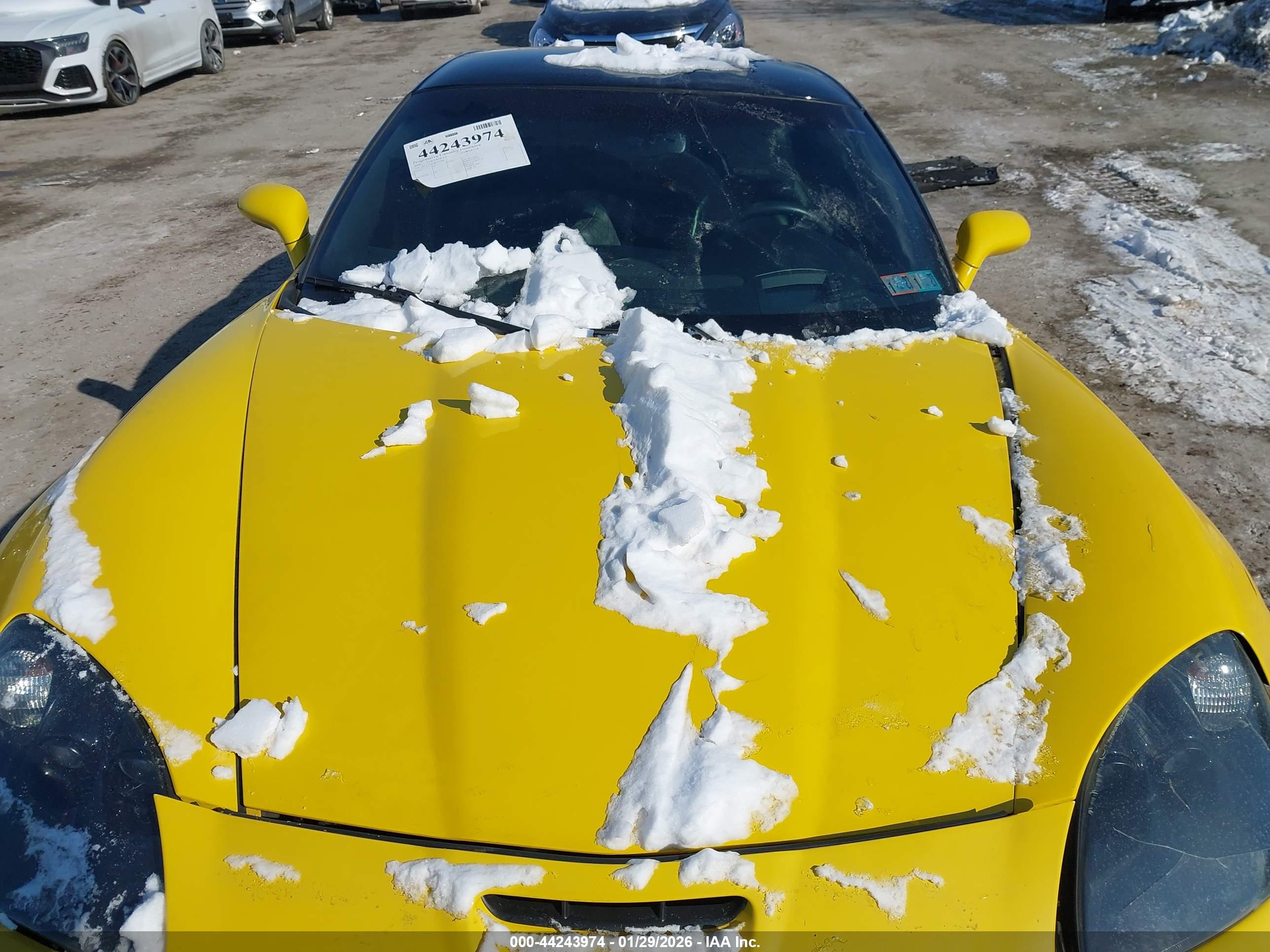 CHEVROLET CORVETTE image 10