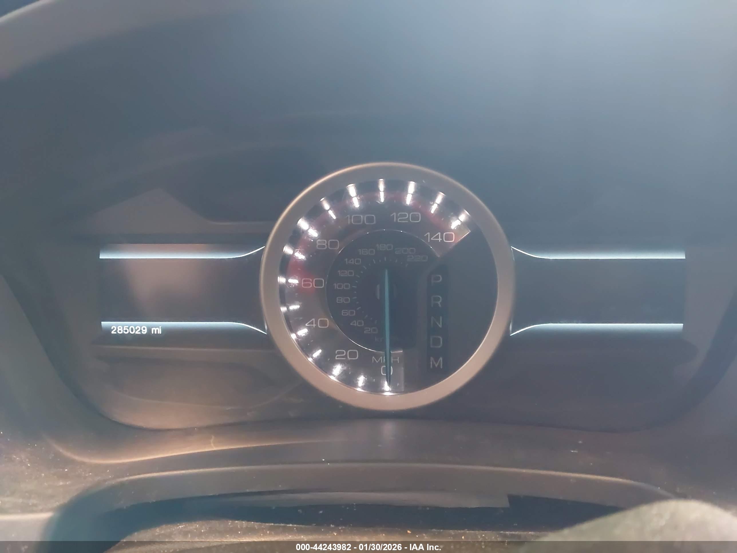 FORD EXPLORER image 7
