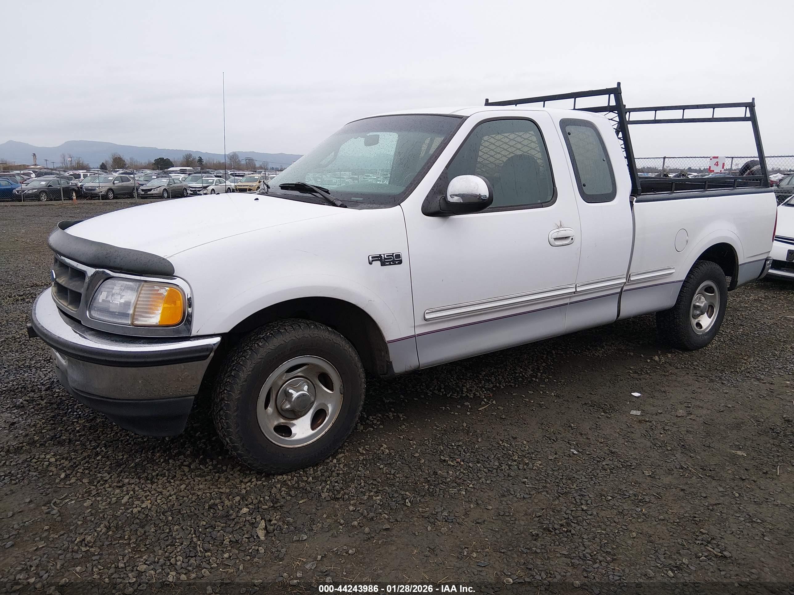 FORD F-150 image 2