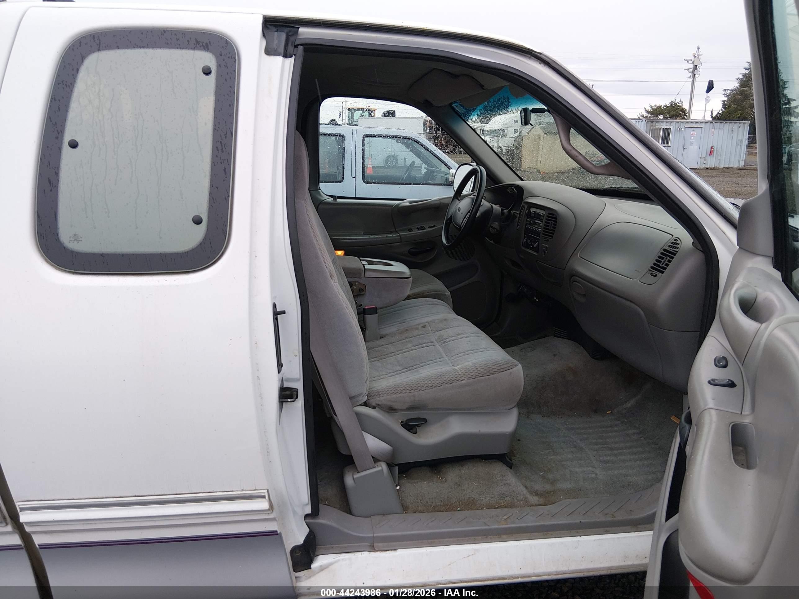 FORD F-150 image 5