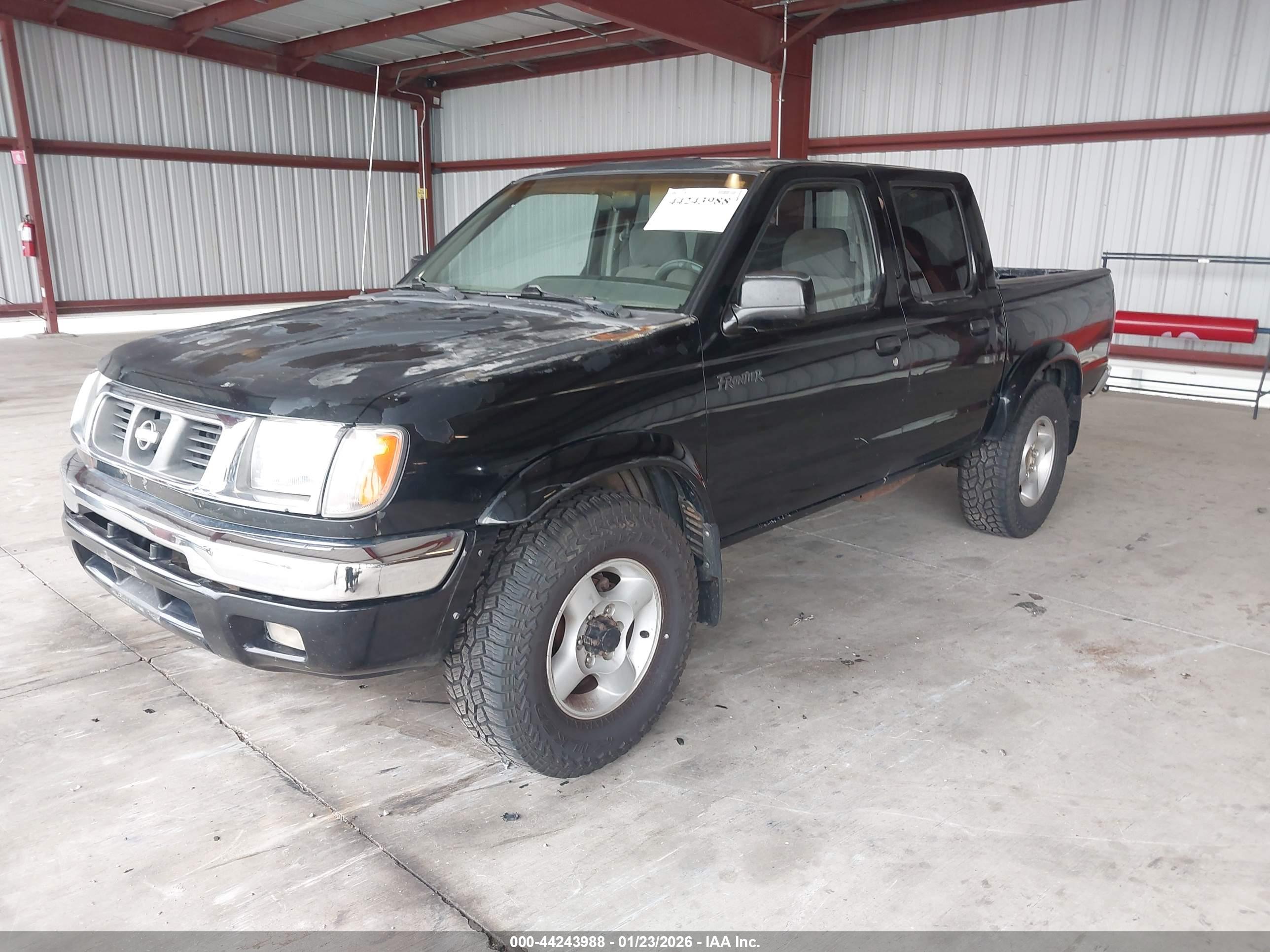 NISSAN FRONTIER image 2