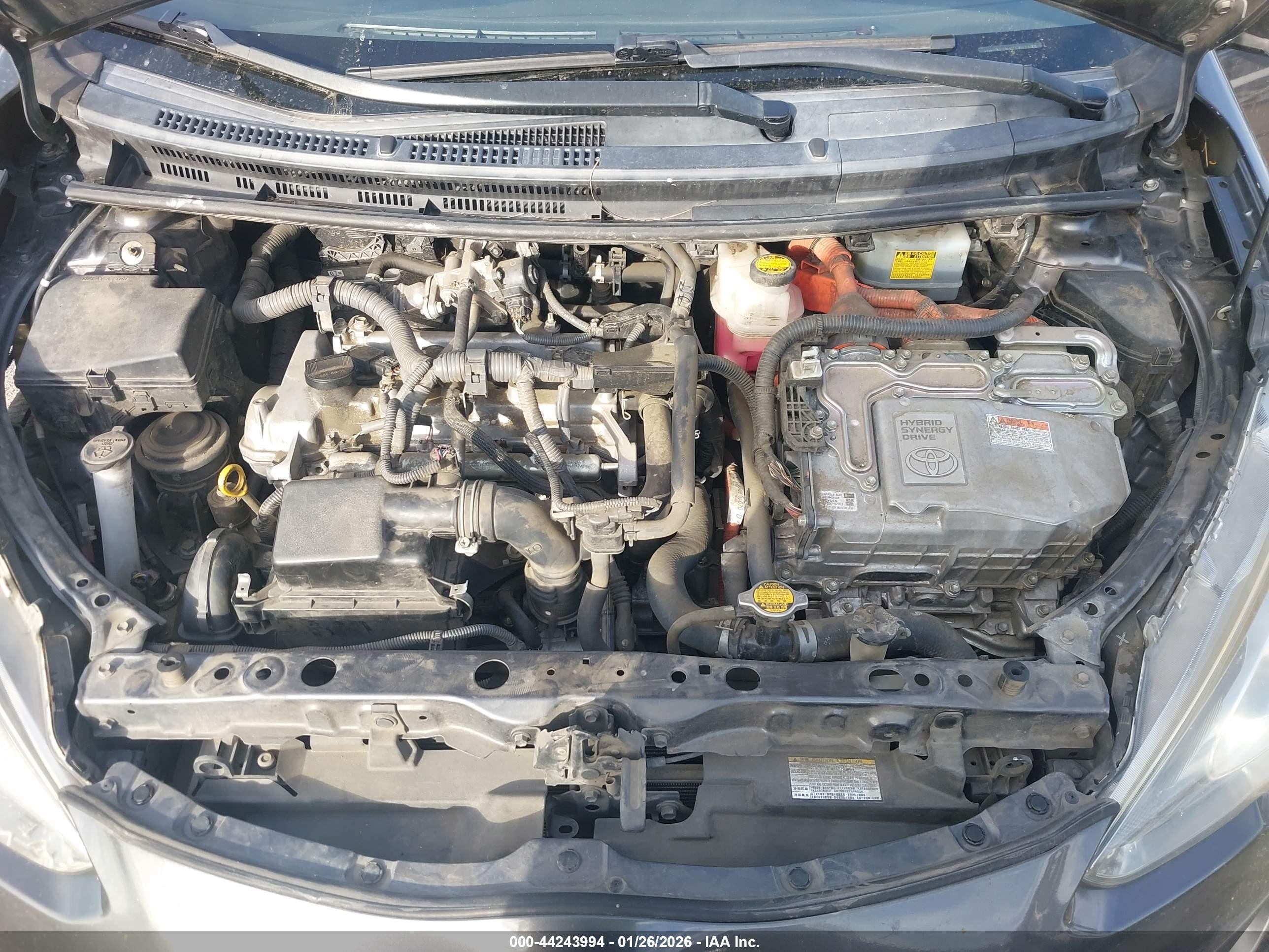 TOYOTA PRIUS image 10