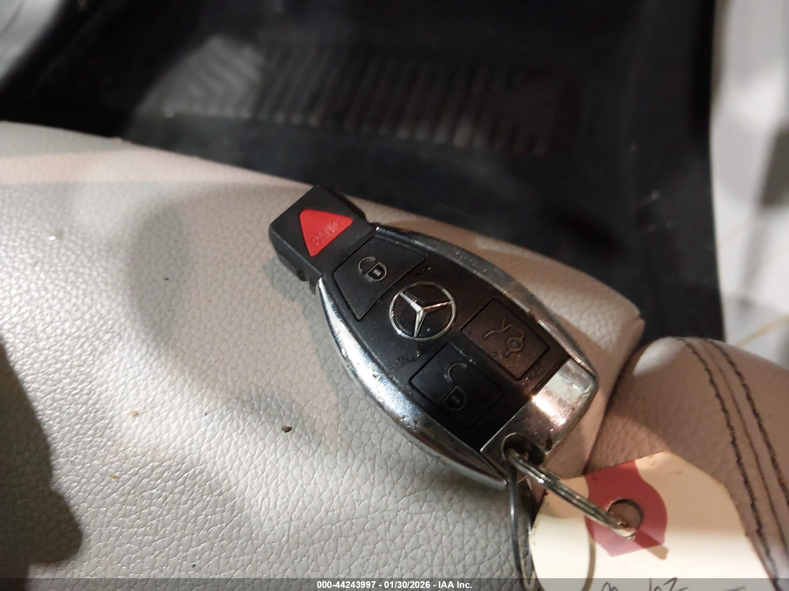 MERCEDES-BENZ CLA image 11