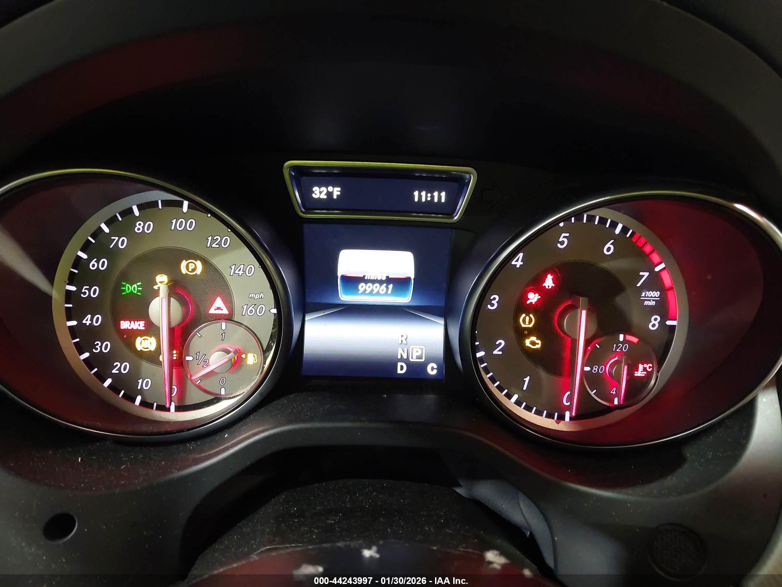 MERCEDES-BENZ CLA image 7