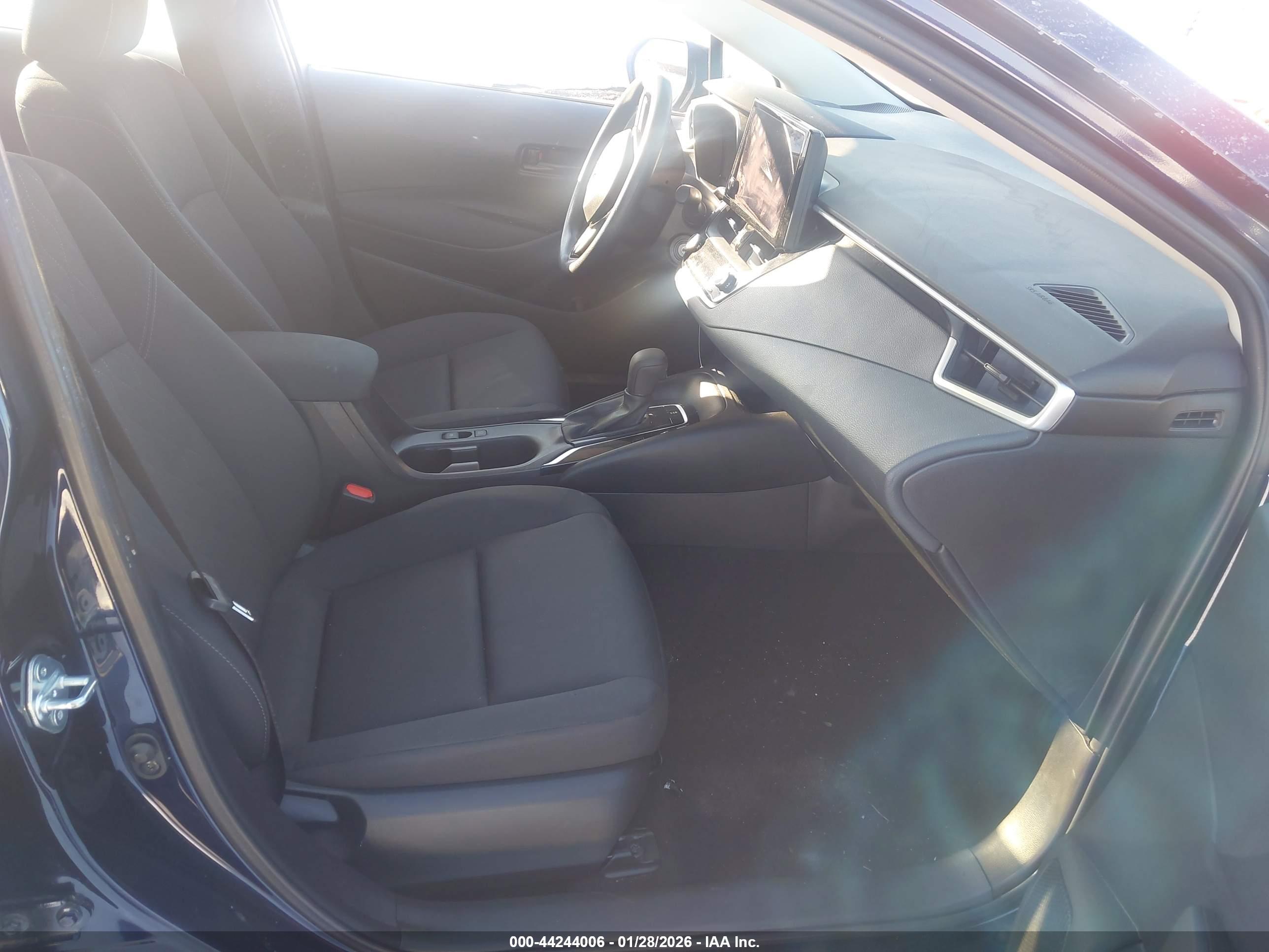 TOYOTA COROLLA image 5