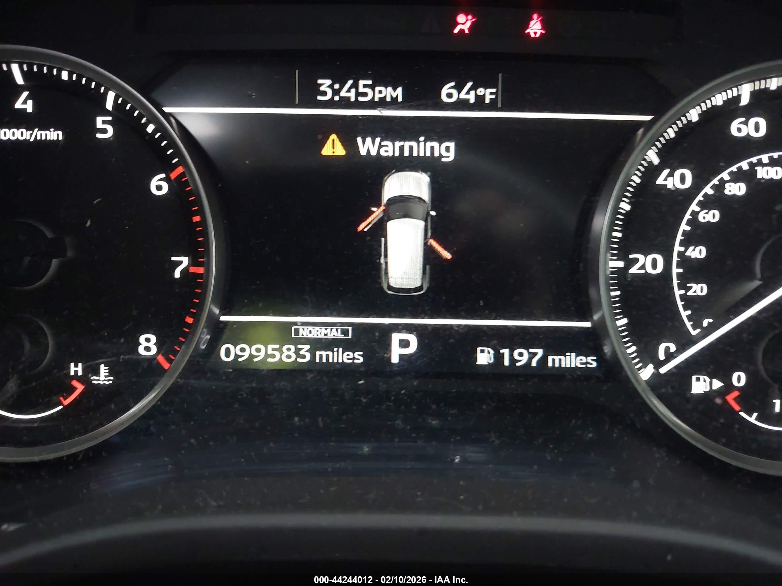 MITSUBISHI OUTLANDER image 7