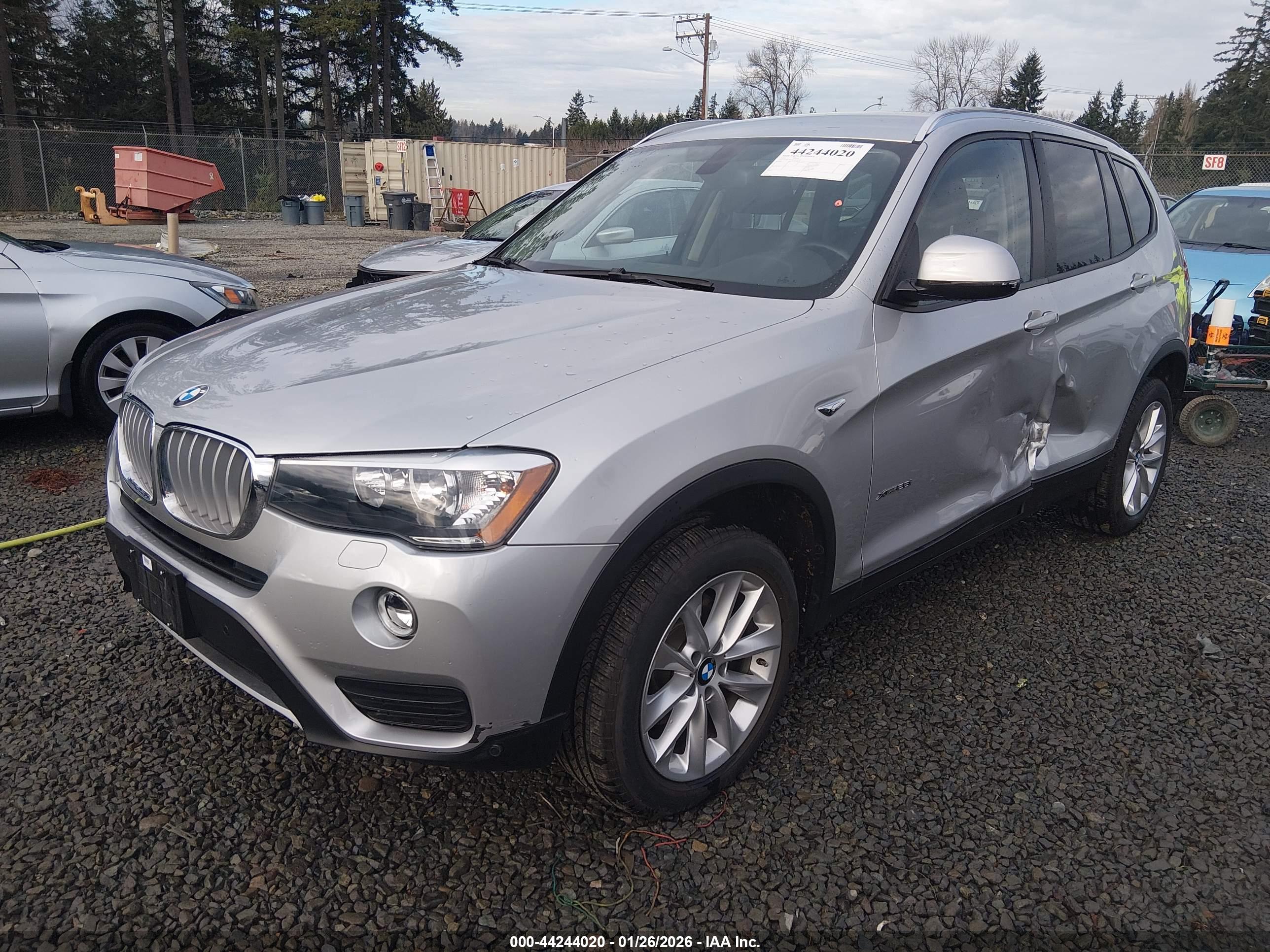 BMW X3 image 2