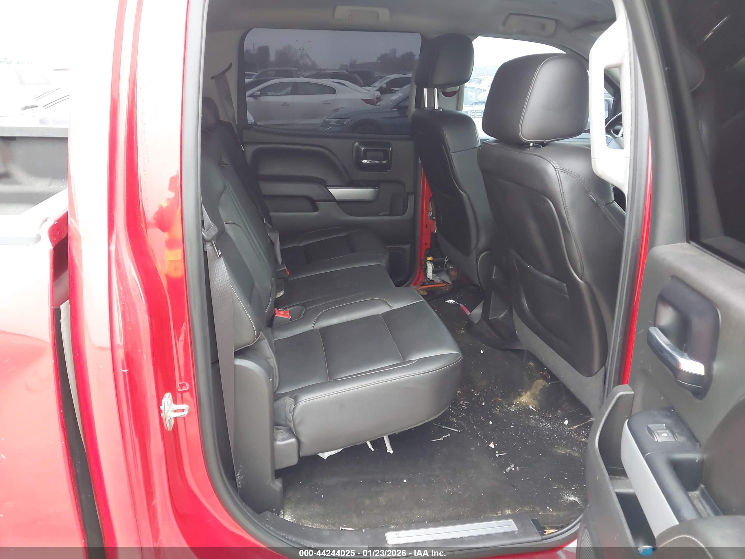 CHEVROLET SILVERADO image 8