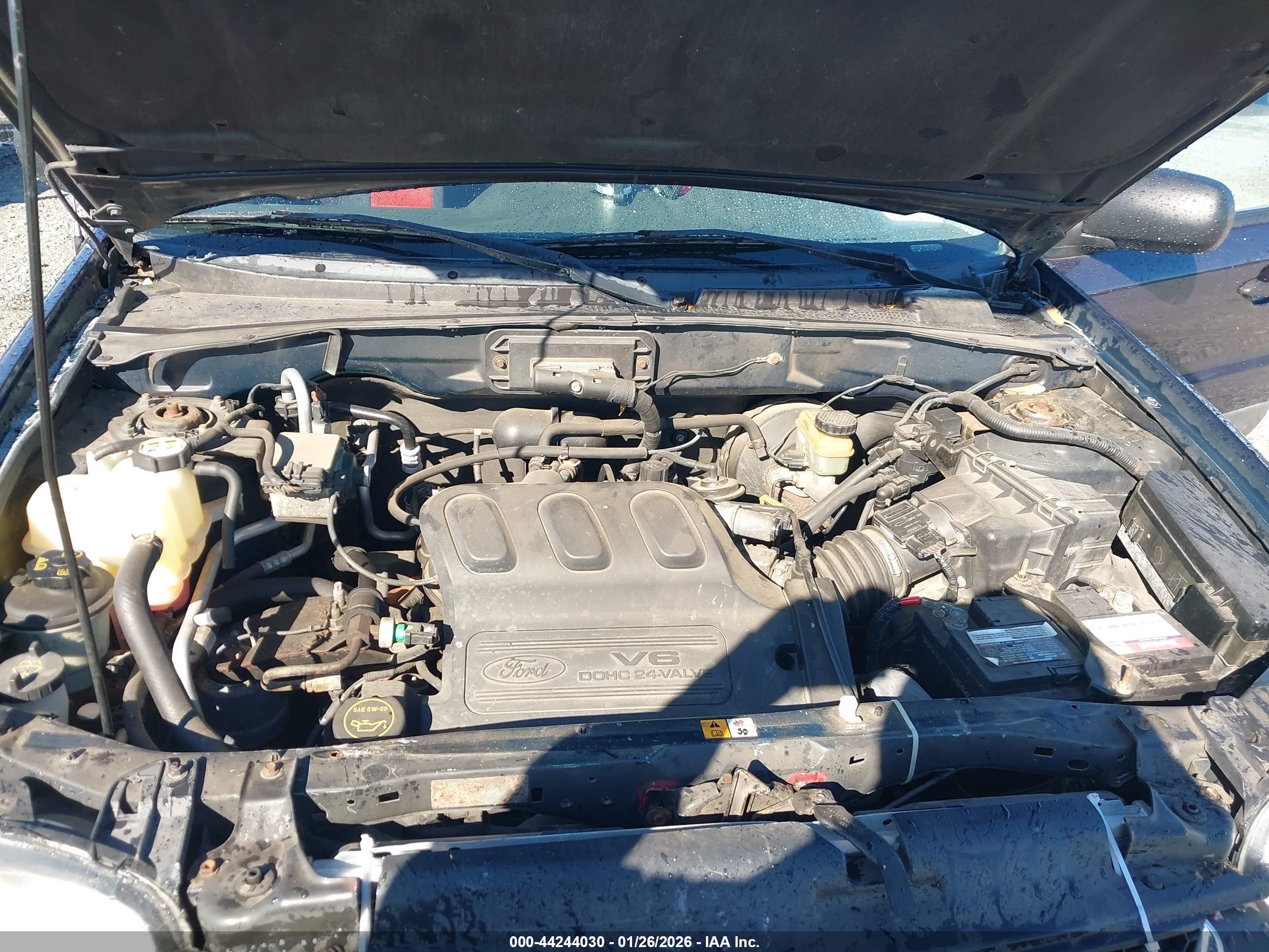 FORD ESCAPE image 10